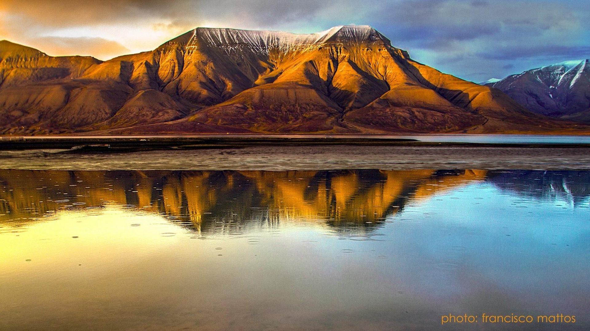 Svalbard Tag wallpaper: Svalbard Sea Reflection Clouds Water Autumn