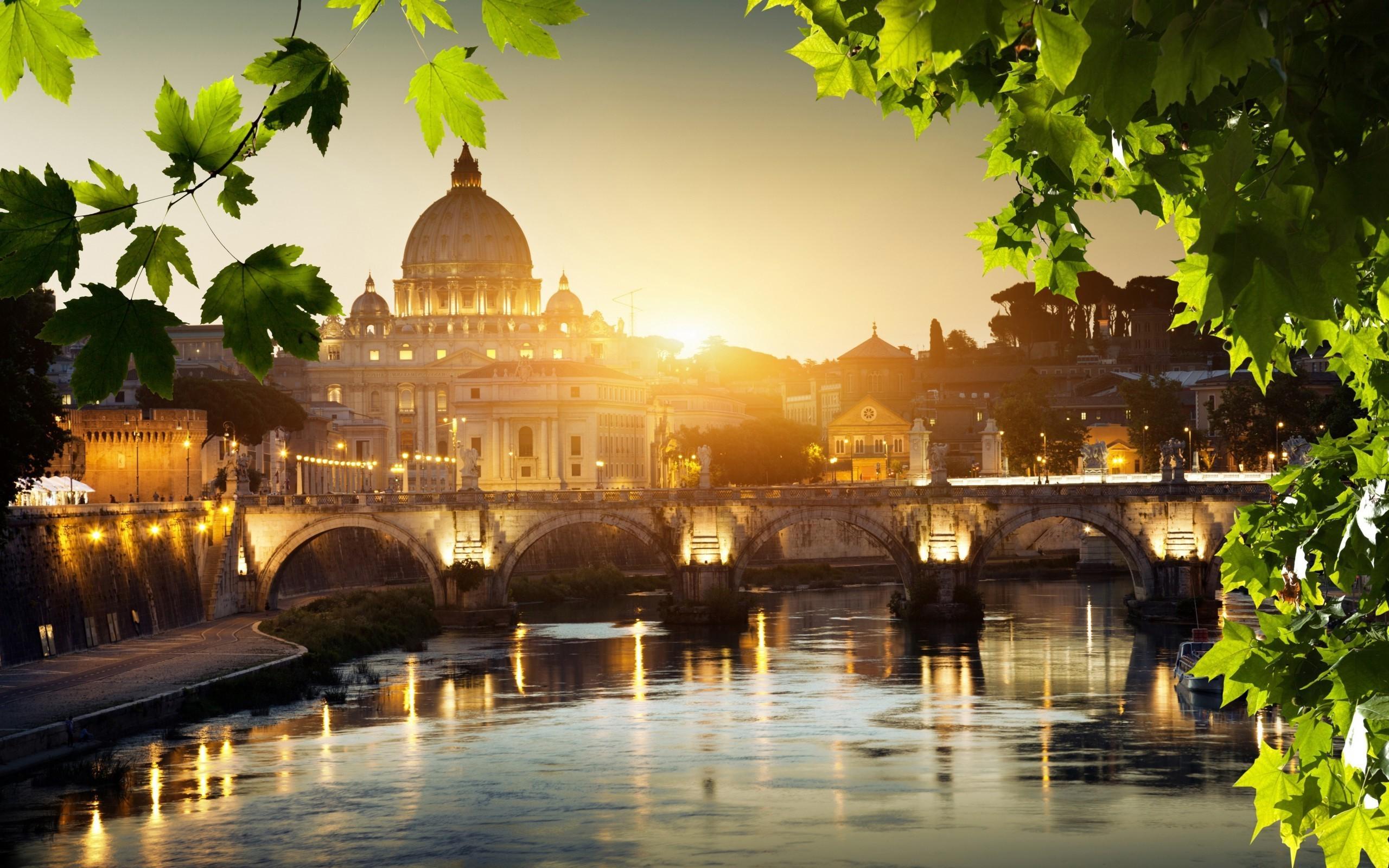 Incredibly beautiful photo of Saint Peter's Basilica