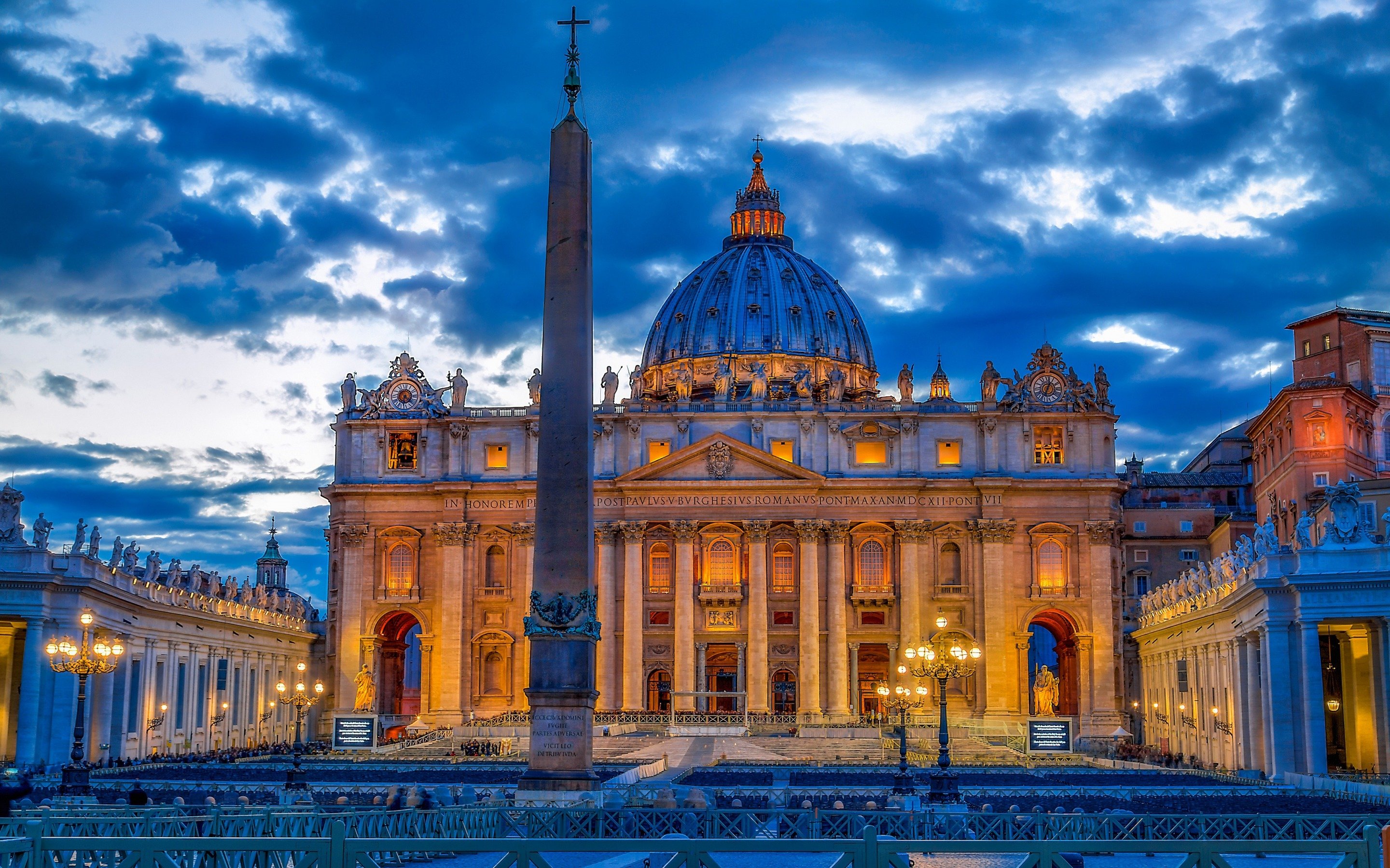 Download wallpaper Saint Peters Basilica, Vatican, evening, city