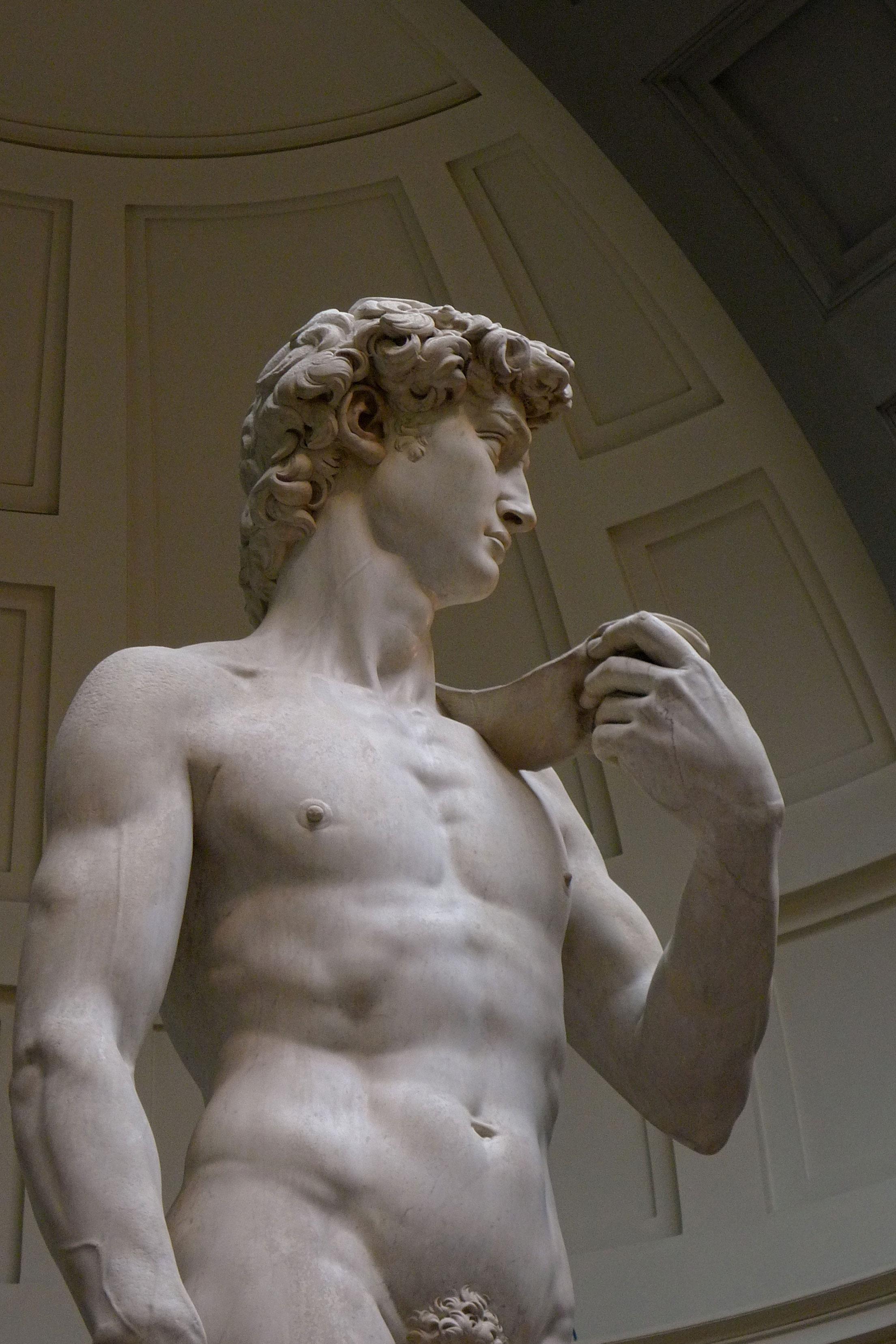 Аполлон фото статуи микеланджело
