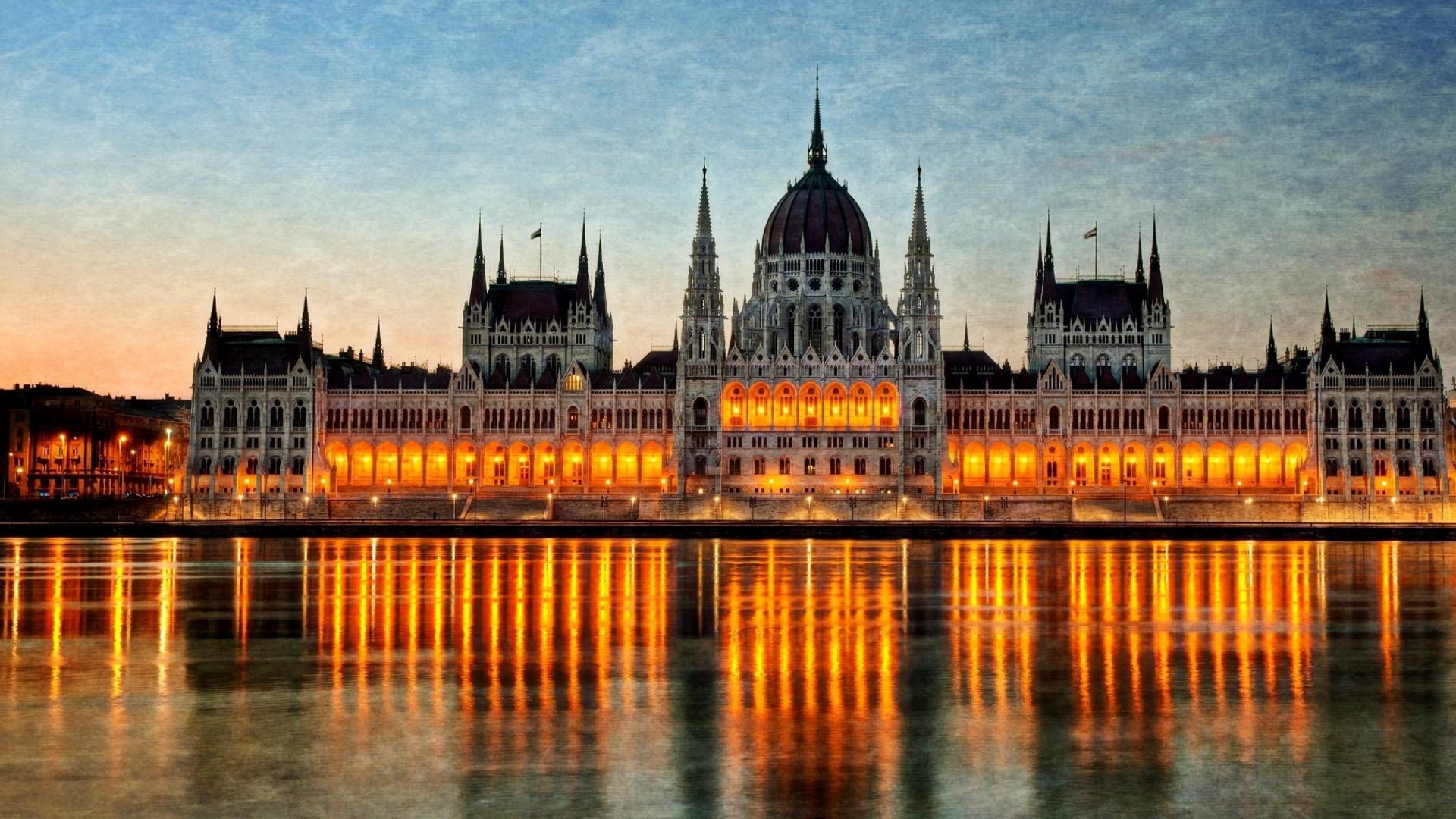 Hungarian Parliament Building HD Wallpaper, Background Image