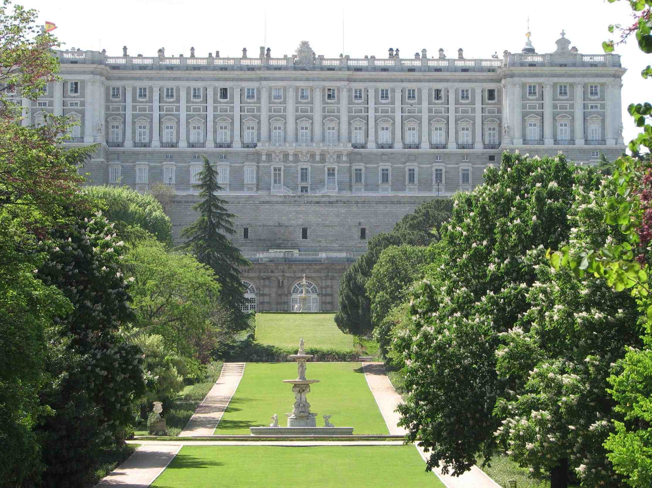 royal palace of madrid gardens