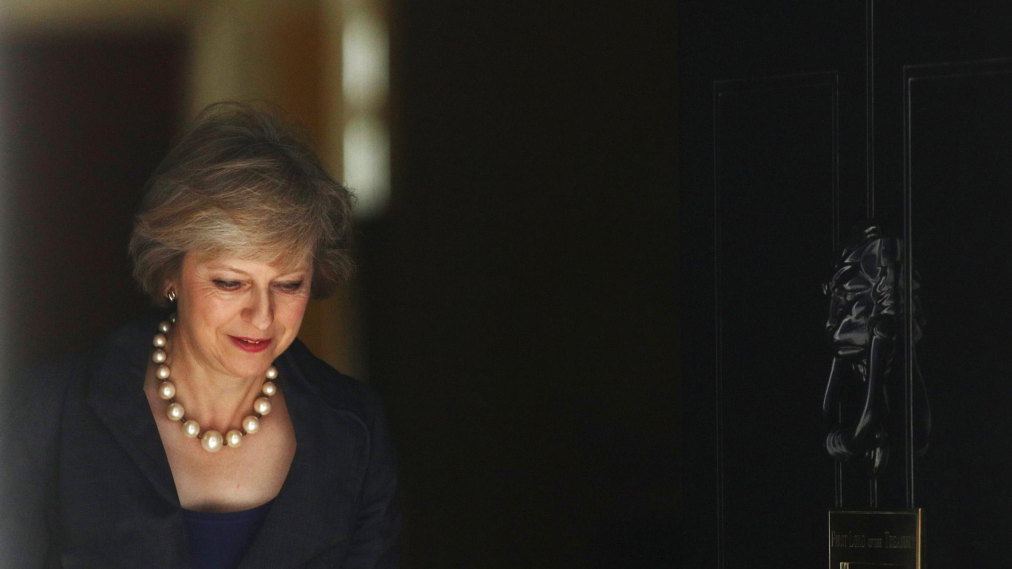 New PM Theresa May culls Cameron's cabinet