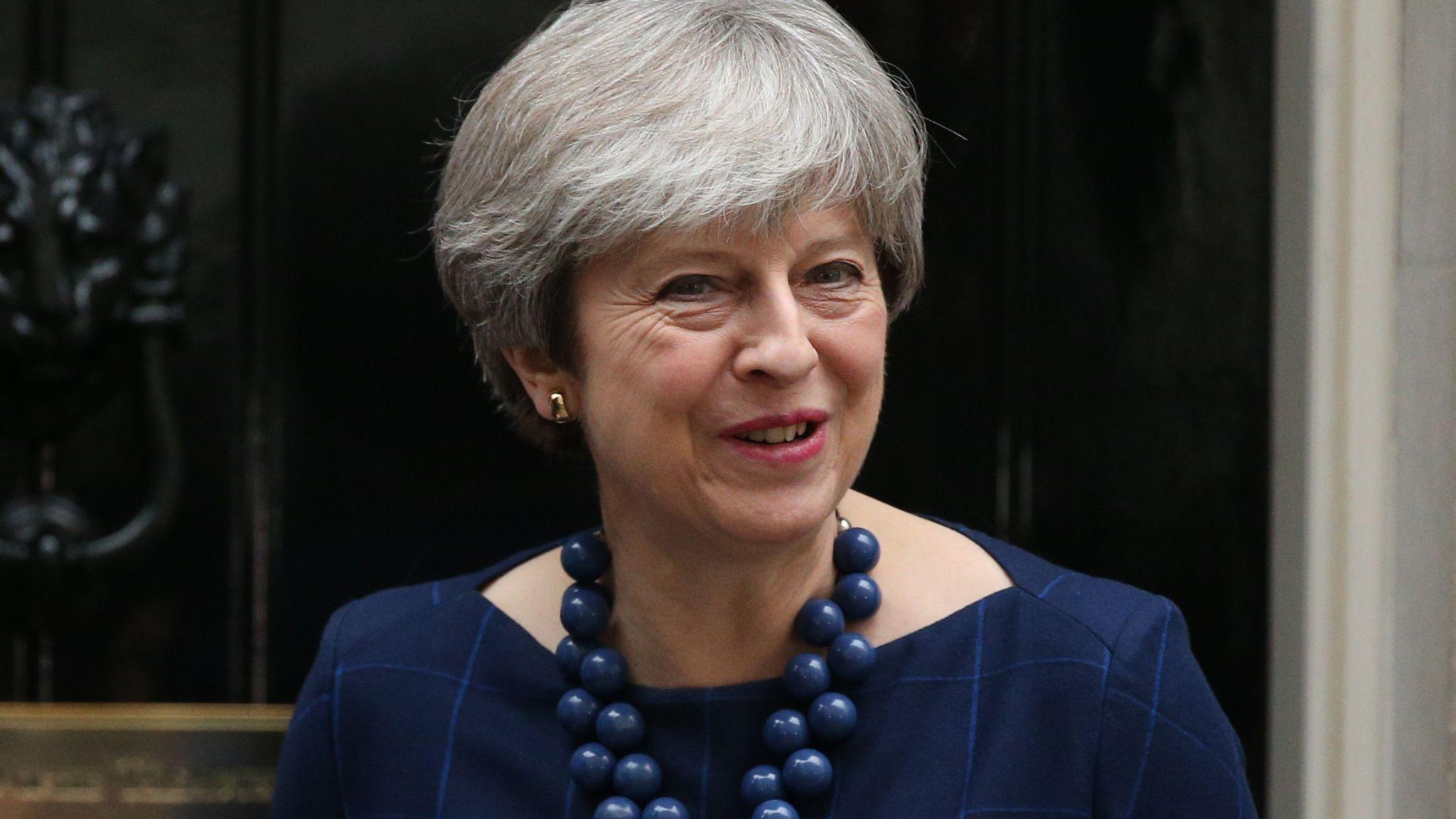 EU Hands Theresa May 72 Hour Brexit Deadline