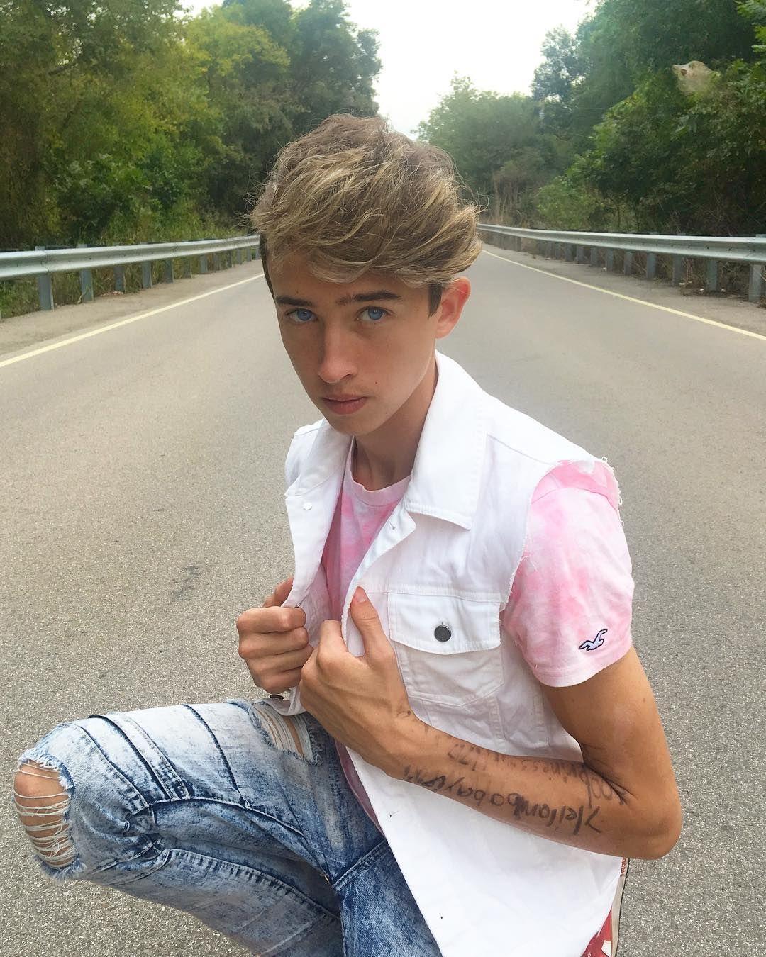 Comment if your a boy or a girl