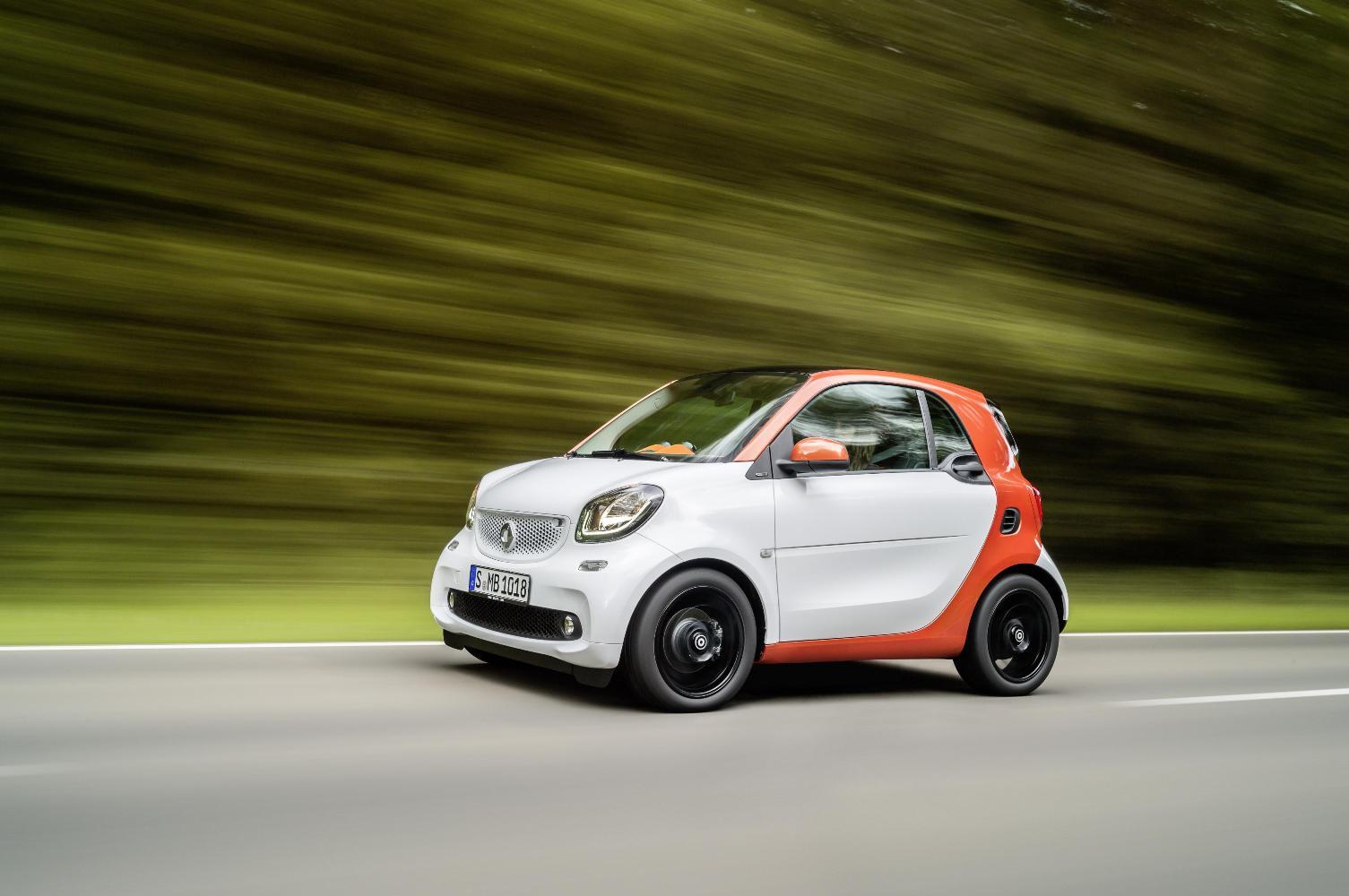Smart Forfour Ready to Dominate your Desktop with HD Wallpaper