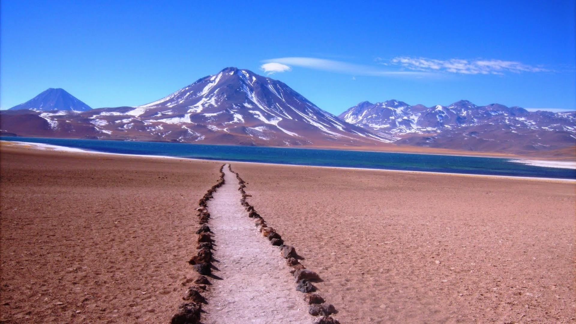 Andes atacama desert chile laguna miscanti clouds wallpaper