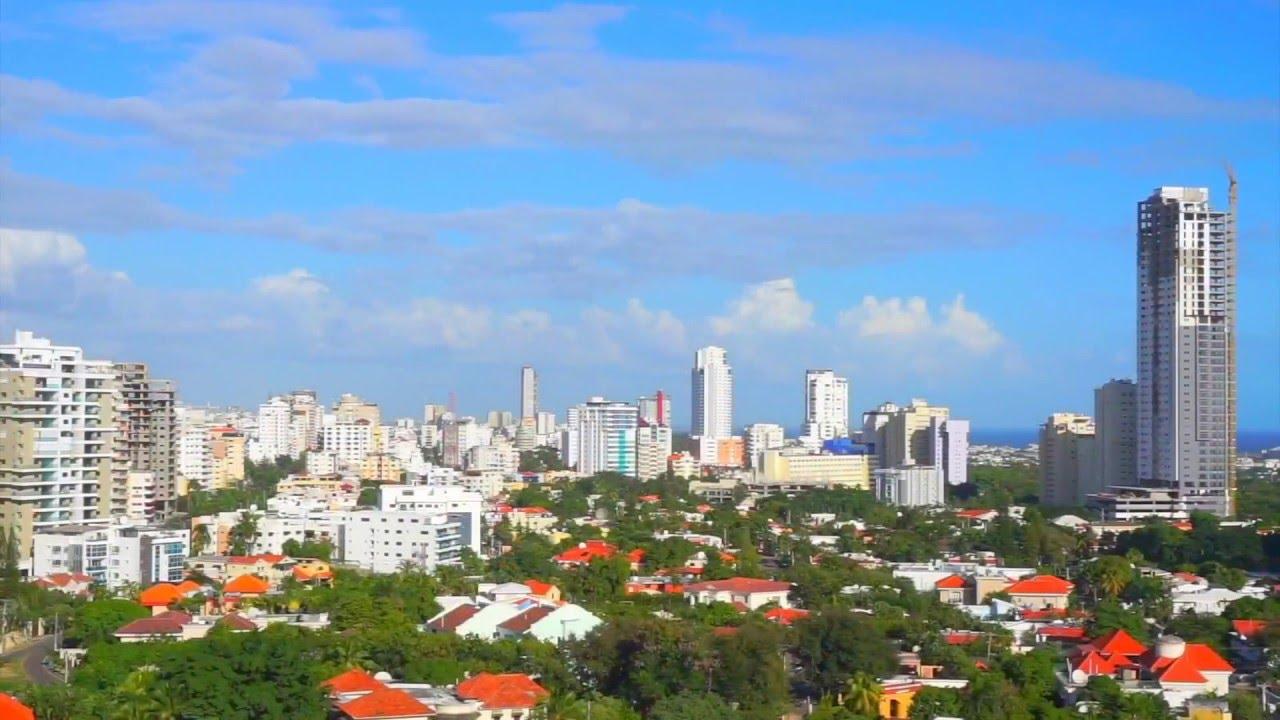 Santo Domingo, Dominican Republic city life documentary Anacoana Av