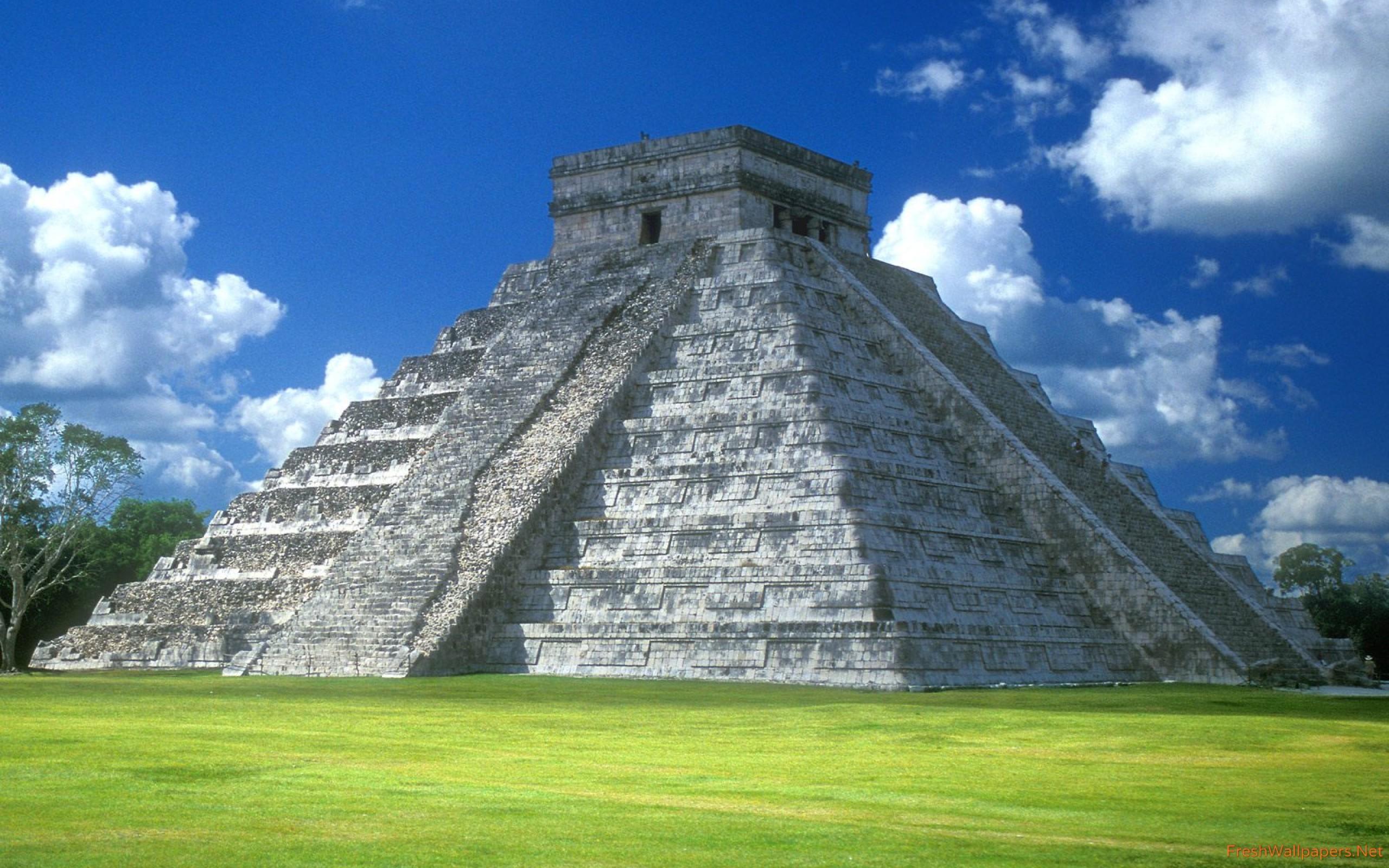 Pyramid of Kukulkбn, Chichen Itza, Yucatan Peninsula, Mexico
