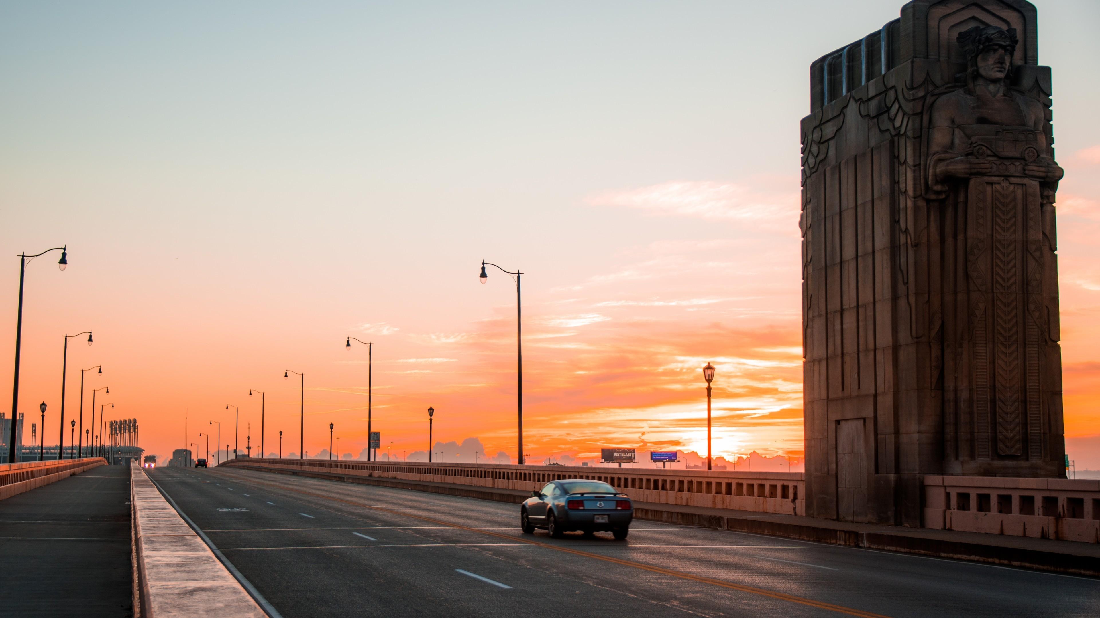 Download 3840x2160 Usa Ohio, Cleveland, Sunset, Car, Road Wallpaper