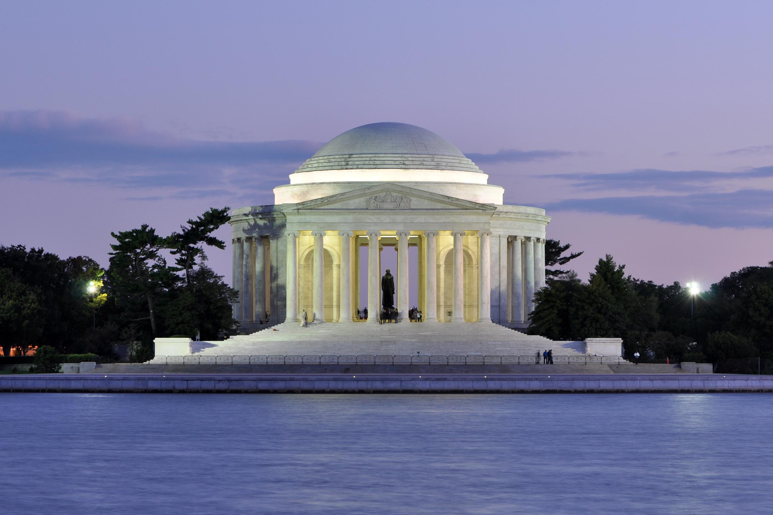 File:Jefferson Memorial At Dusk 1.jpg