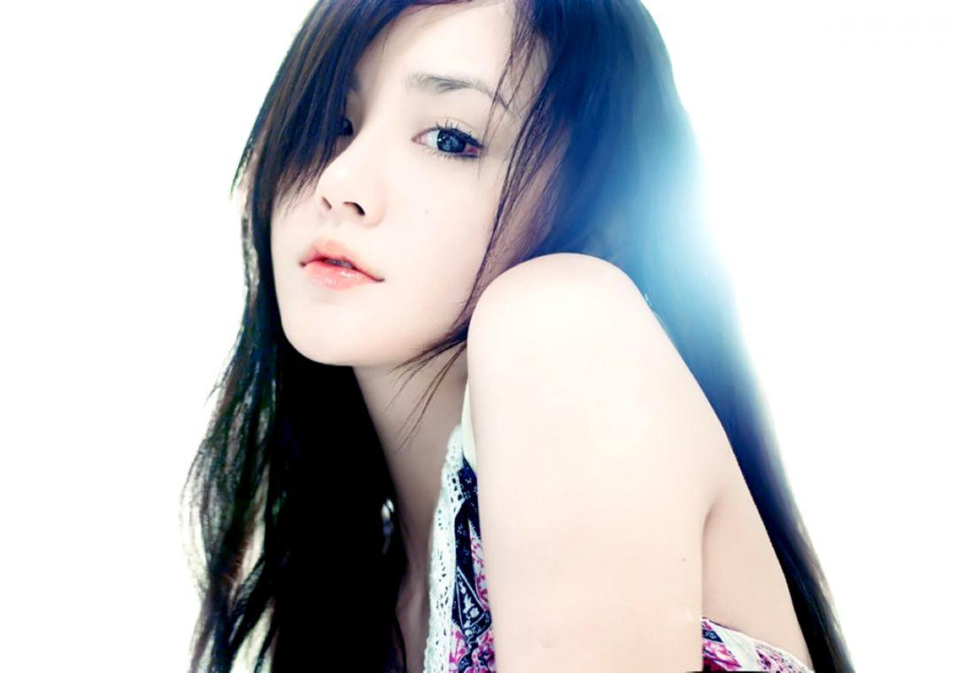 Pretty Girl Desktop Picture Widescreen Wallpaper