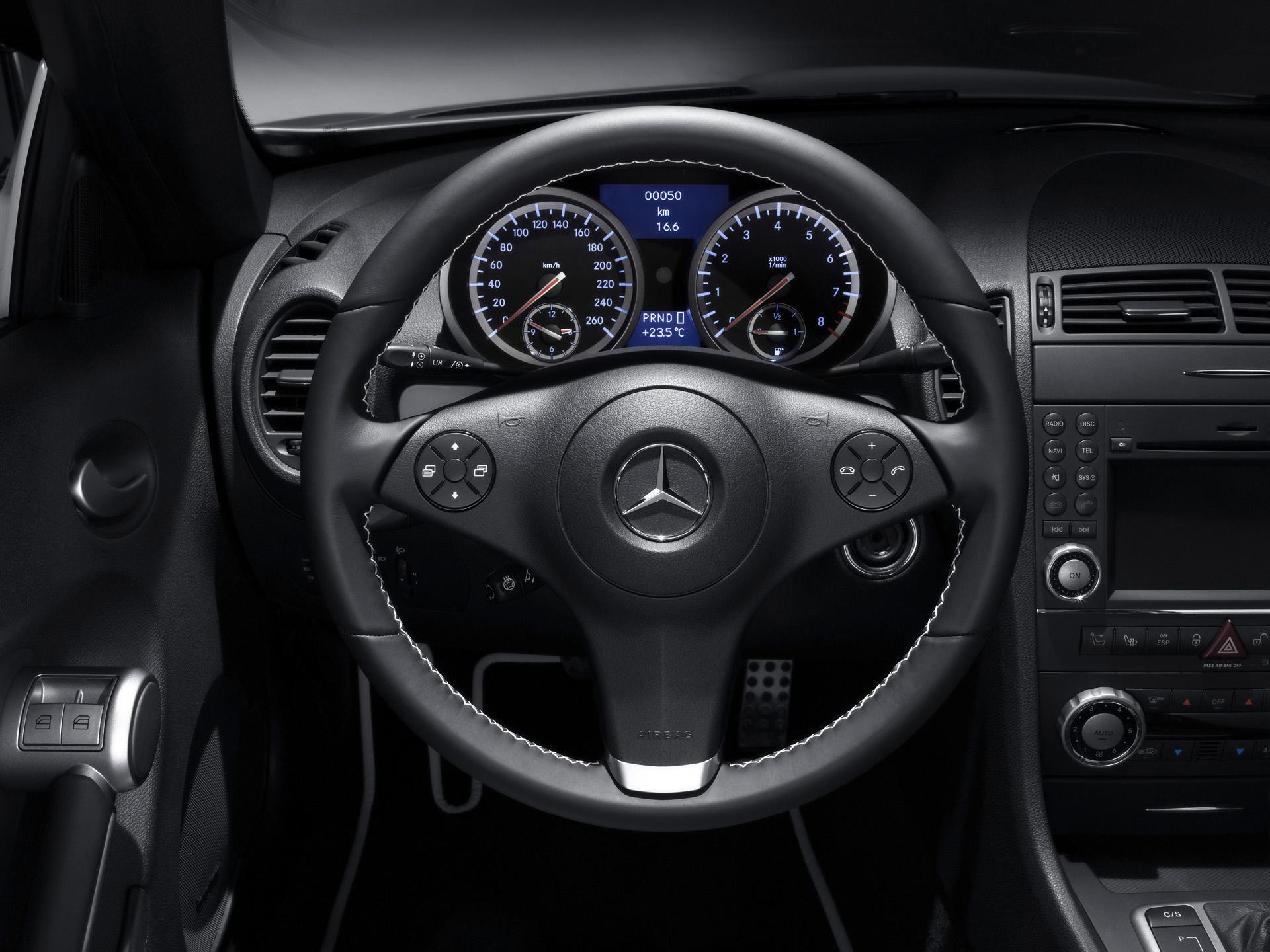 Mercedes Benz Steering Wheel Wallpaper 50214 1920x1440px