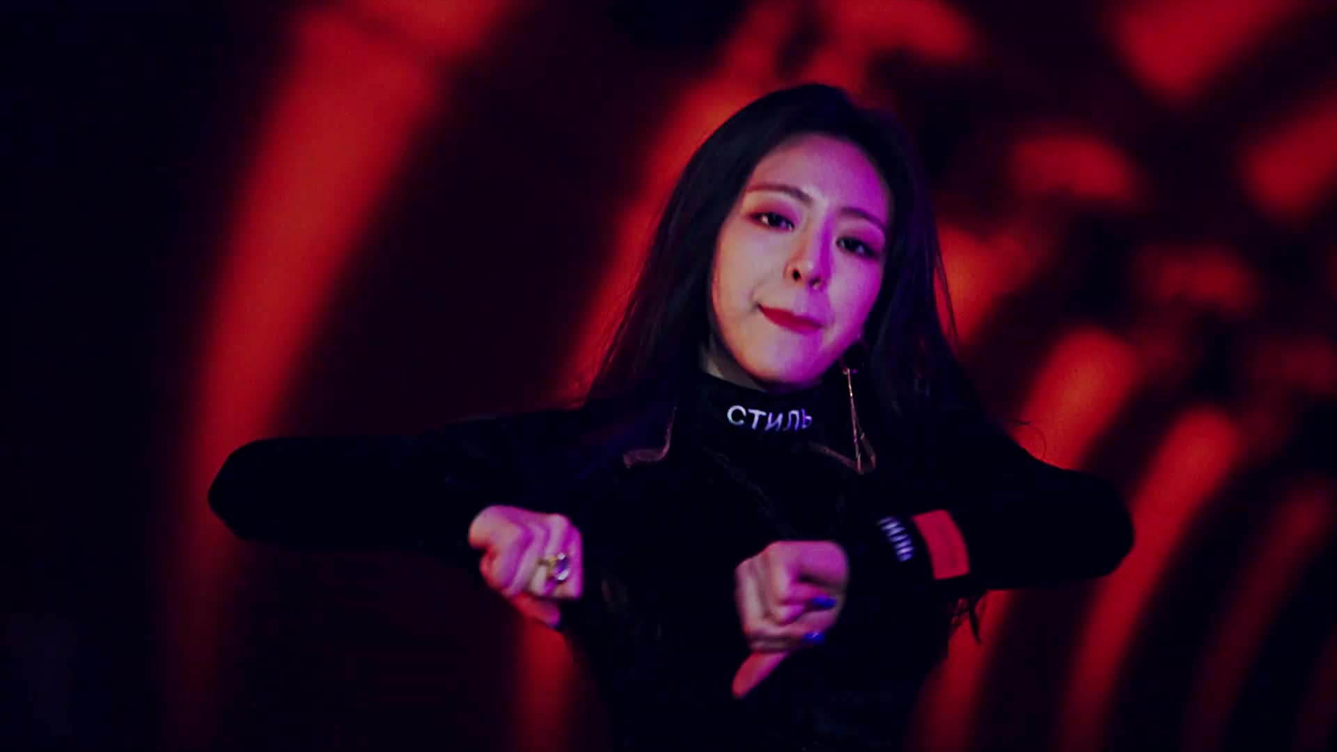 ITZY DALLA 12 GIF by Jer. Find, Make & Share