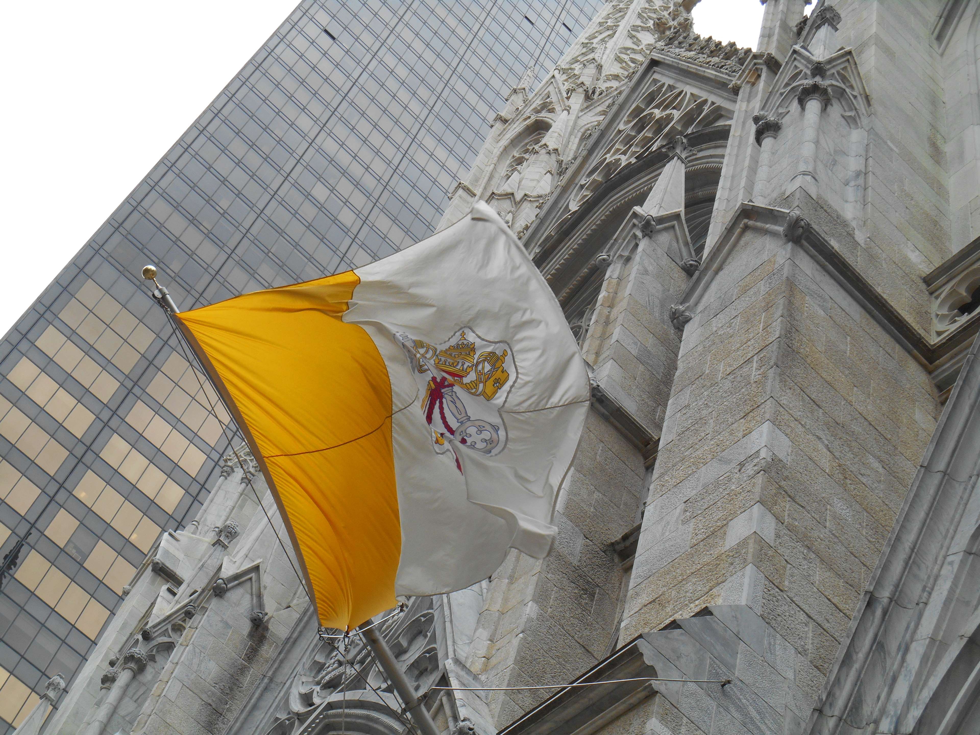 black and white #flag #new york city wallpaper #vatican #yellow 4k