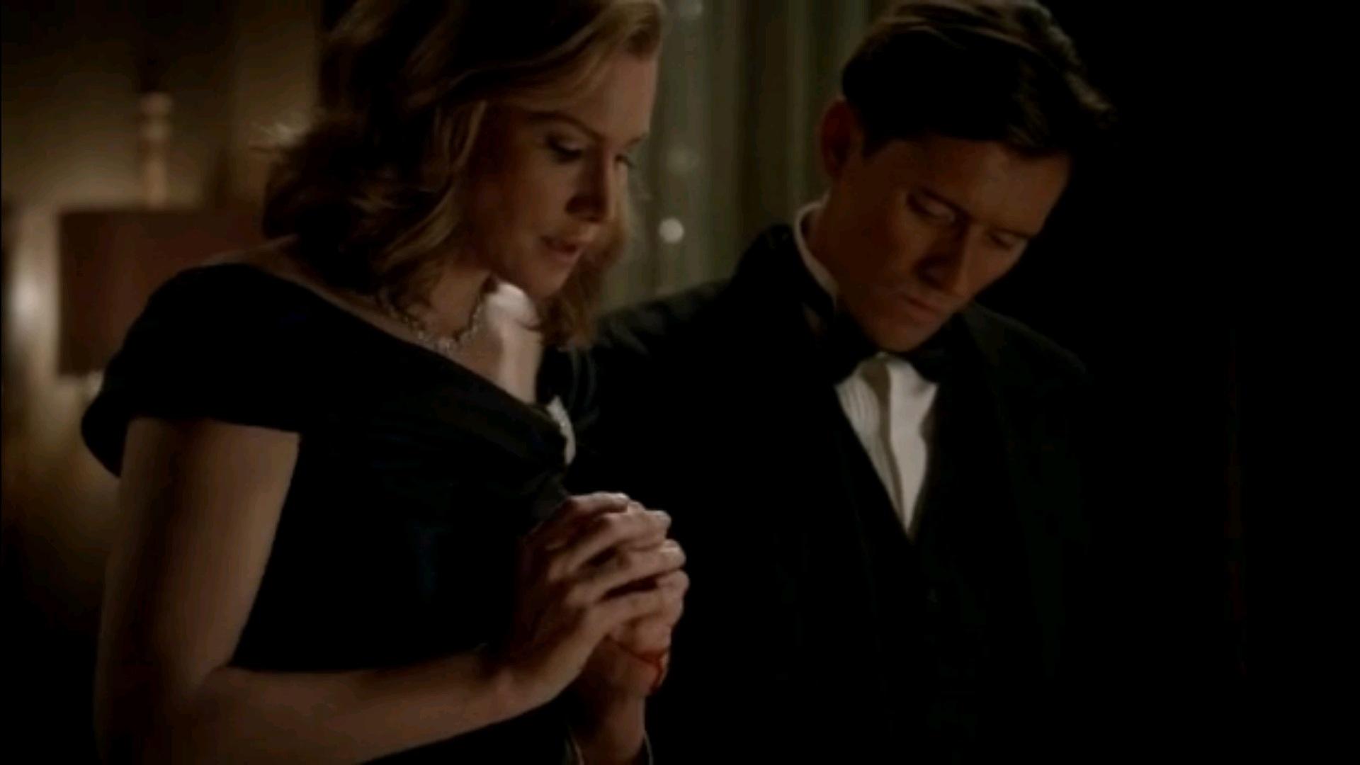 Esther & Finn. Wiki Vampire Diaries France