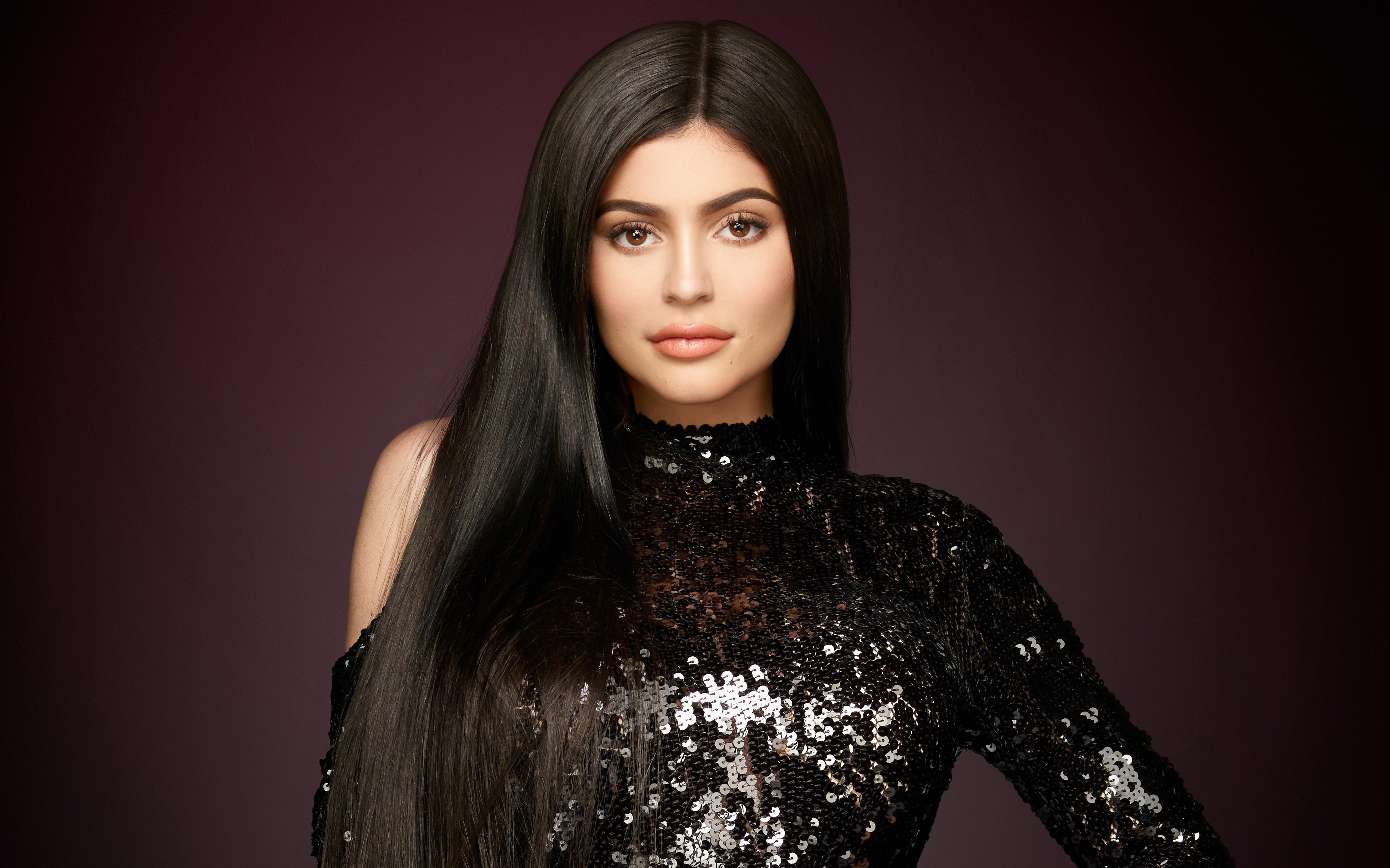 Kylie Jenner Keeping up with the Kardashians 2017 4K Wallpaper. HD