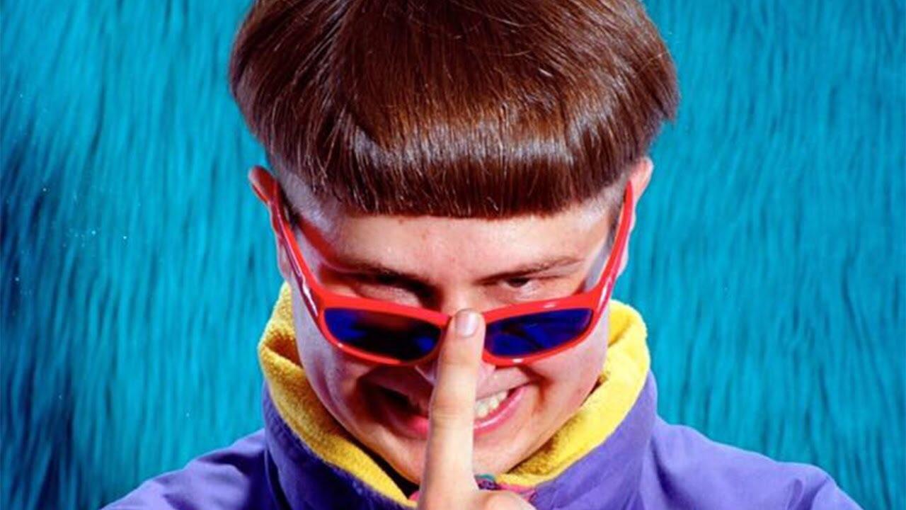 Oliver Tree wallpapers.