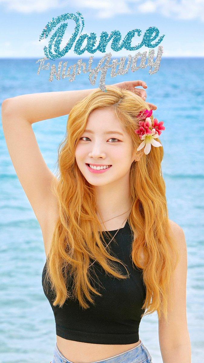 chaeyoung wallpaper on JumPic.com