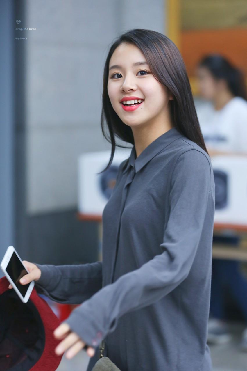 Twice's Chaeyoung smile (^_^)
