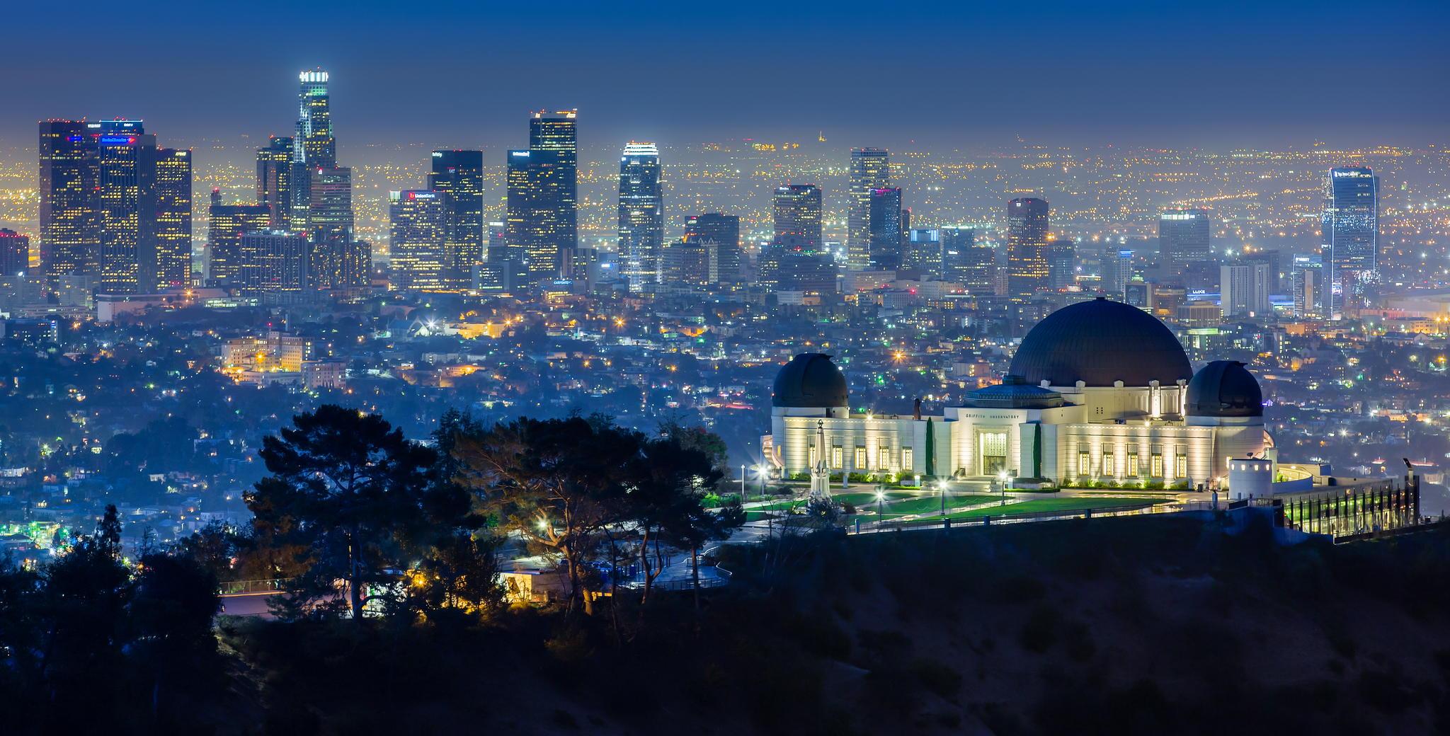 2048x1040px Griffith Observatory 428.09 KB