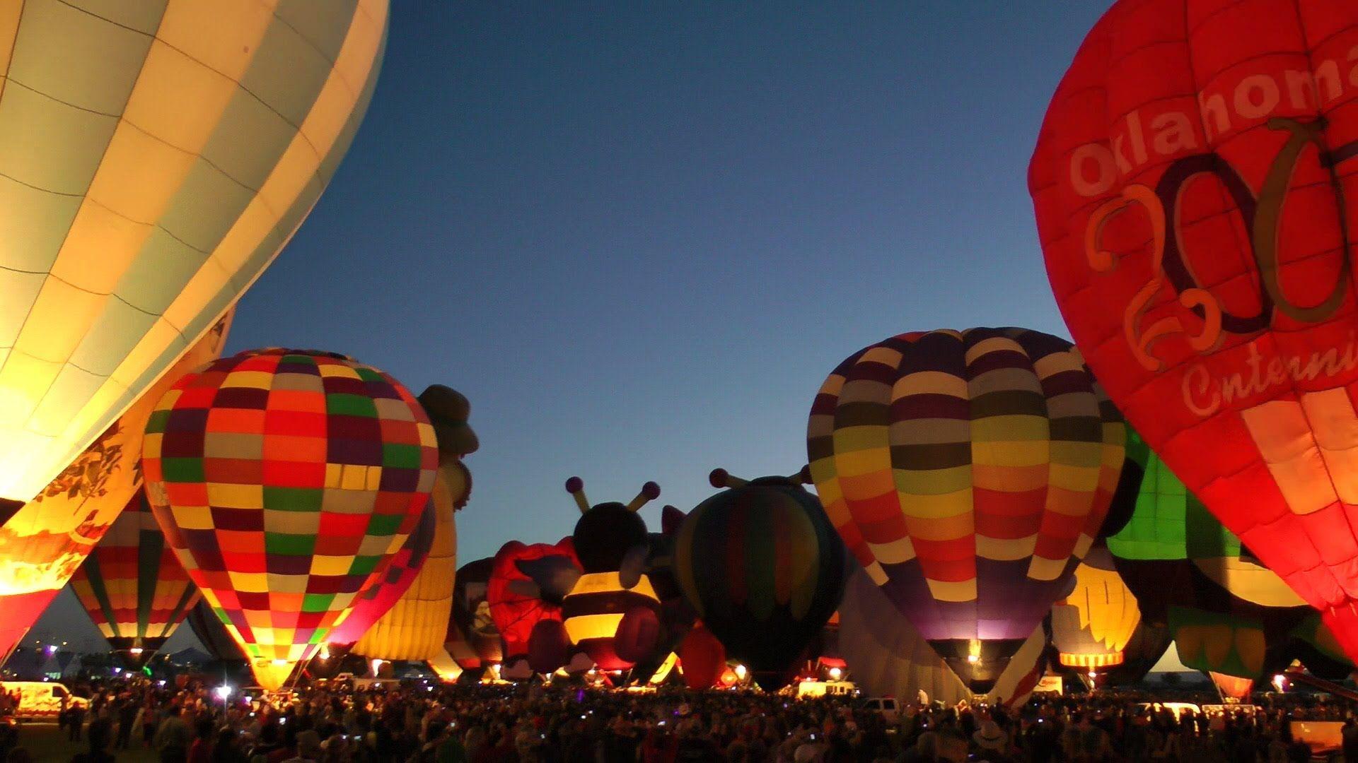 Photos: Hundreds Of Hot Air Balloons Lift Off In NM. wanderlust