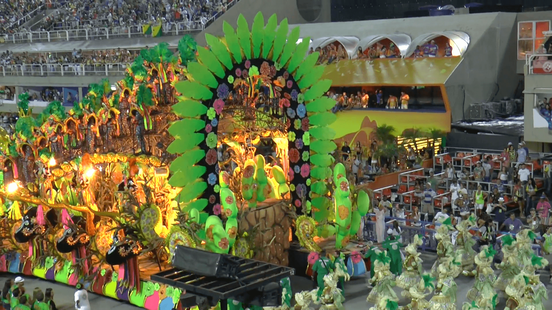 CARNIVAL RIO DE JANEIRO 4_ decorated stage at the Carnival