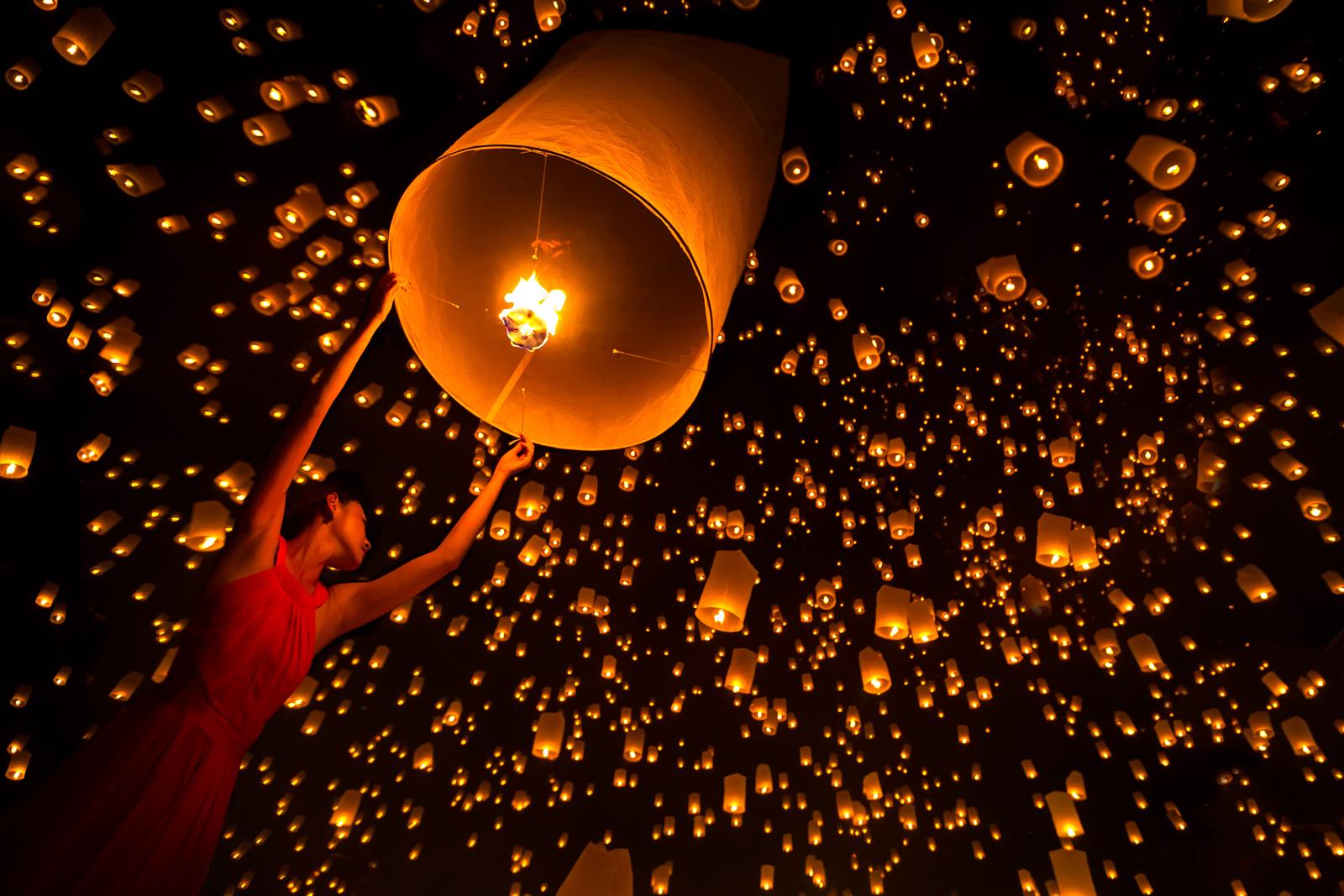 500px Blog 21 Incredibly Beautiful Photo of the Yi Peng Lantern