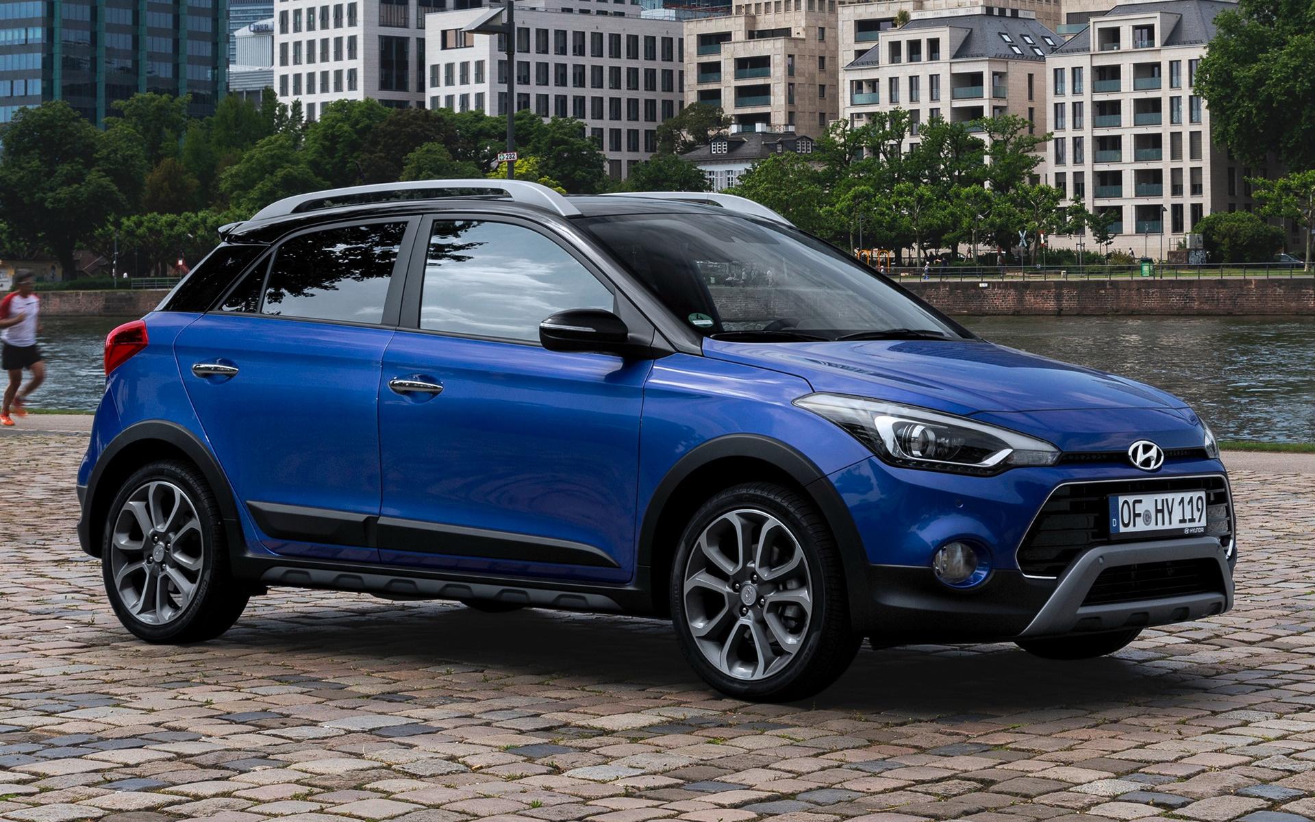 Hyundai i20 Active and HD Image