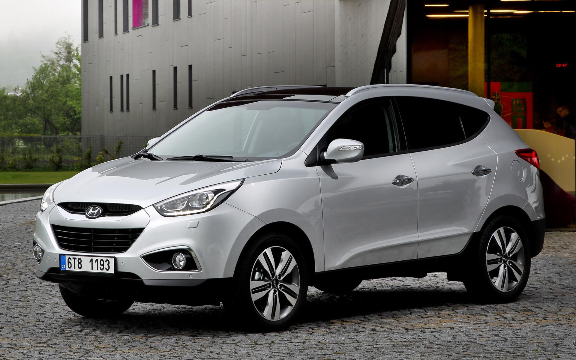 Hyundai ix35 and HD Image