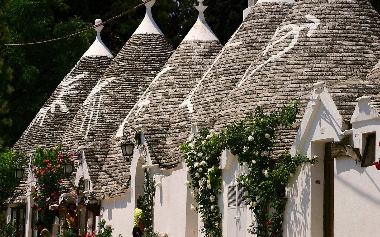 Site Cover Image Explained Alberobello, Italy Millennials Live