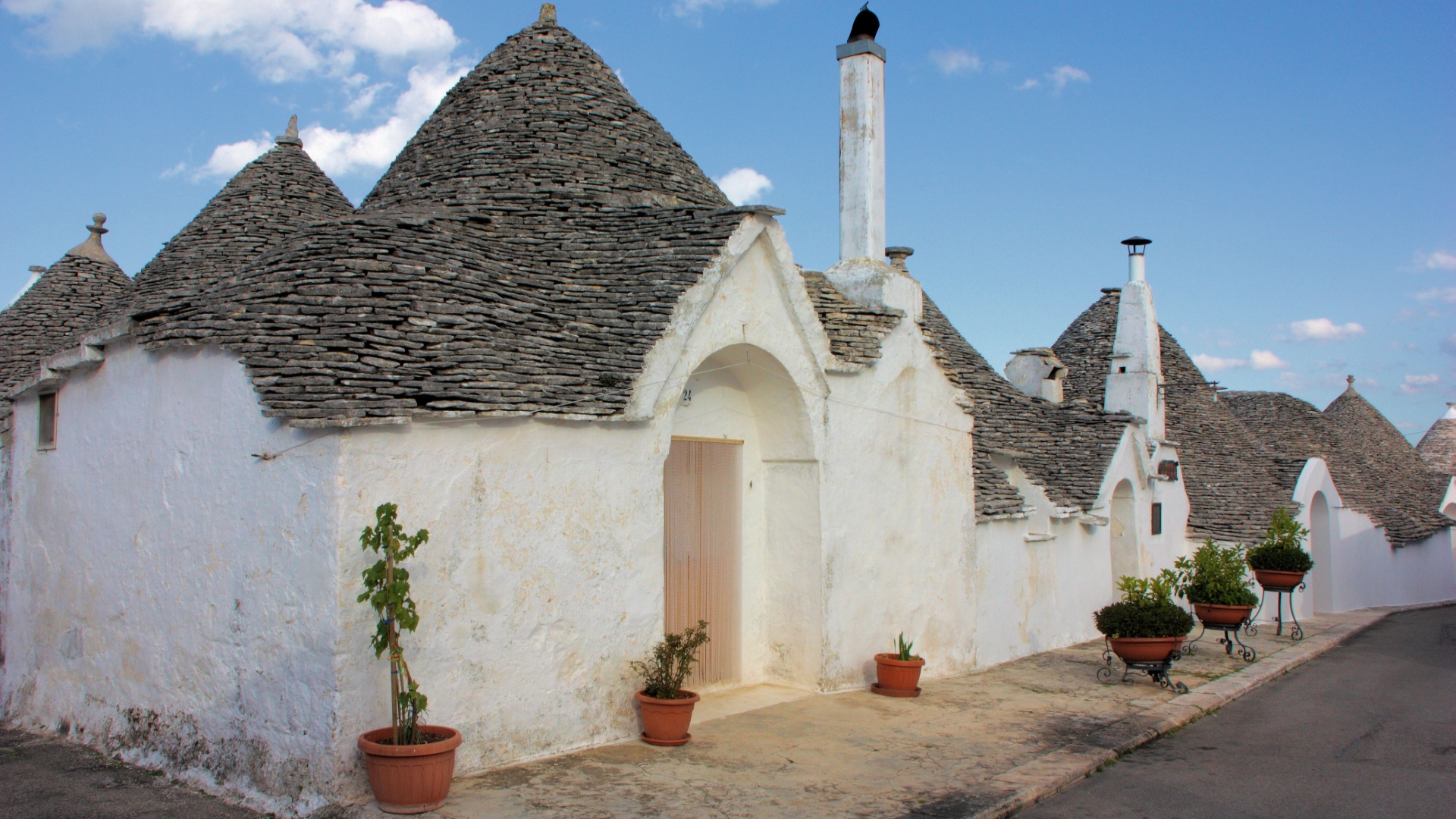 Alberobello HD Wallpaper