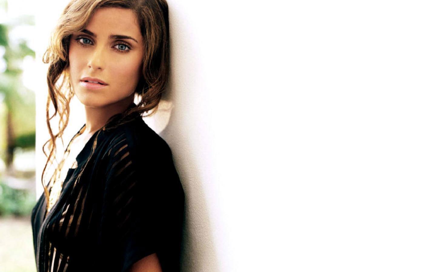 Nelly Furtado Wallpaper and Background Imagex900