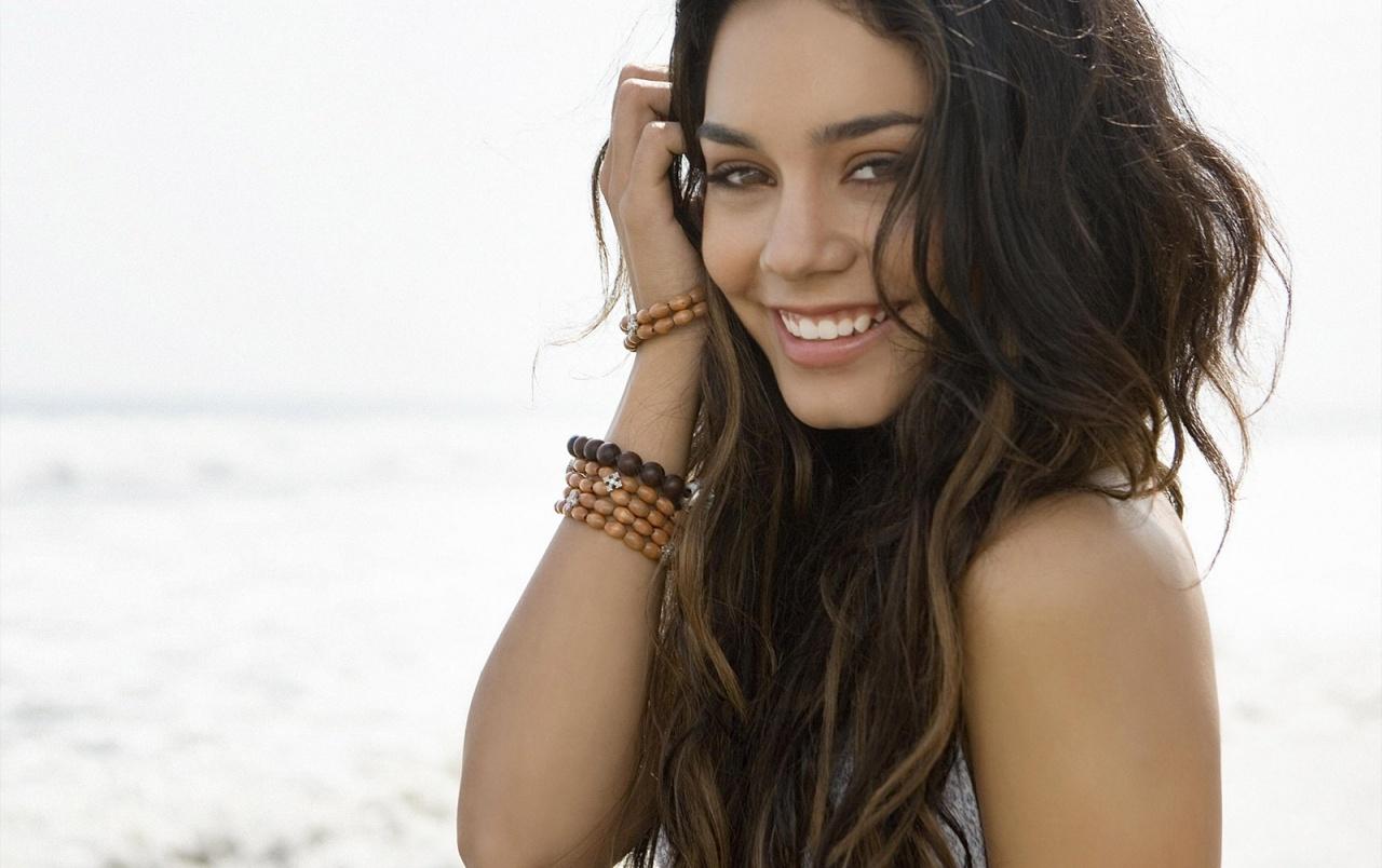 Vanessa Hudgens on the beach wallpaper. Vanessa Hudgens on
