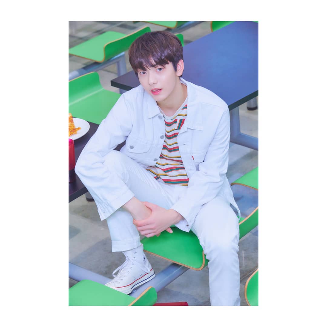 TXT PHOTO AND INFO ini wallpaper hape mimin ganti