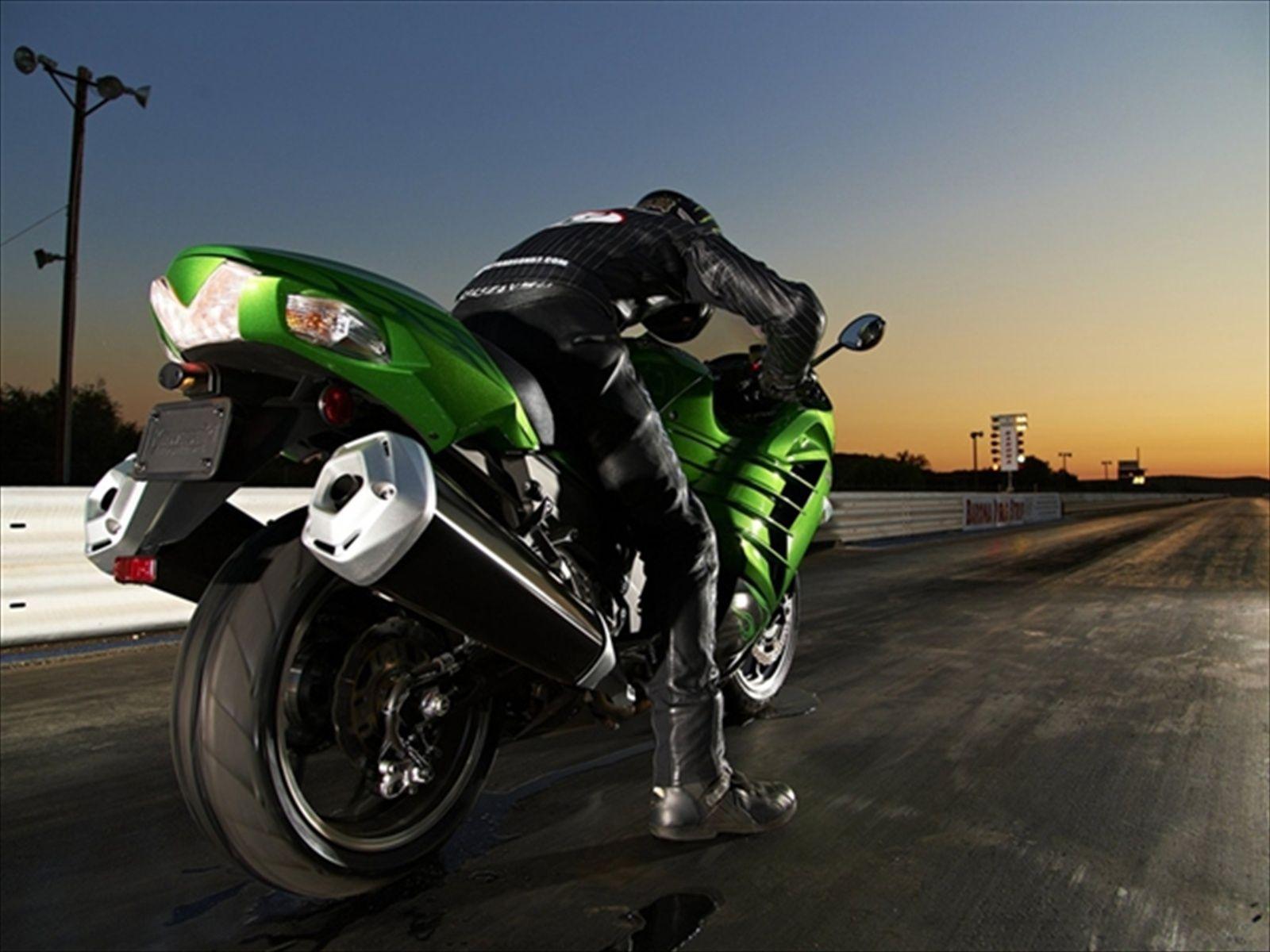 Kawaski Ninja ZX 14R Test Ride Moto HD Walpaper. Motorcycles HD