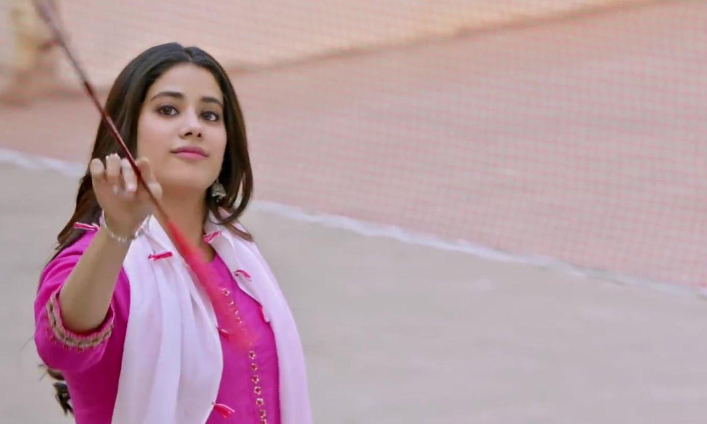 First Look Of Janhvi Kapoor In Hindi Movie Dhadak Wallpaper