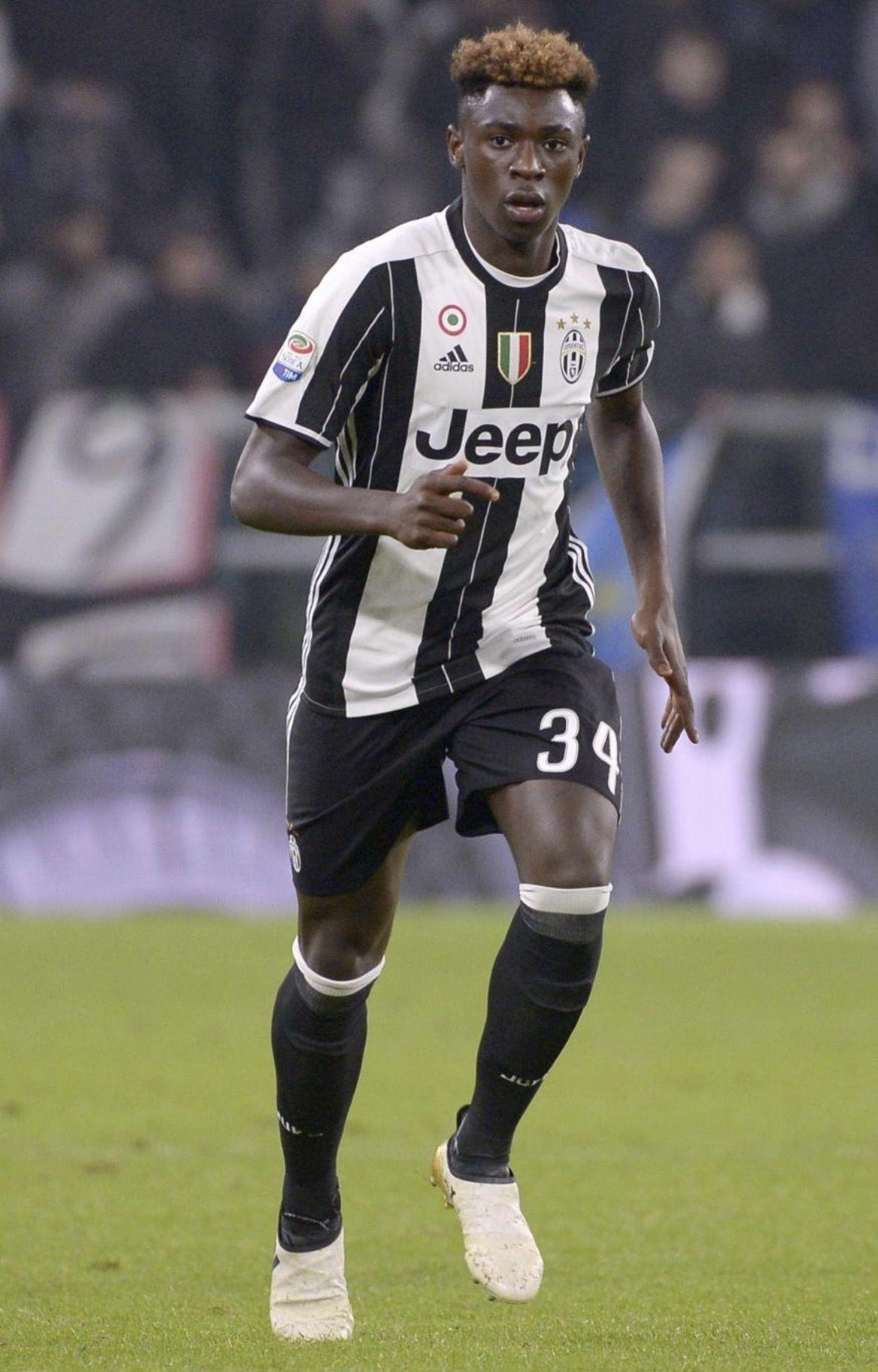 Moise Kean. Juve prim'amore. Football, Sports and Old