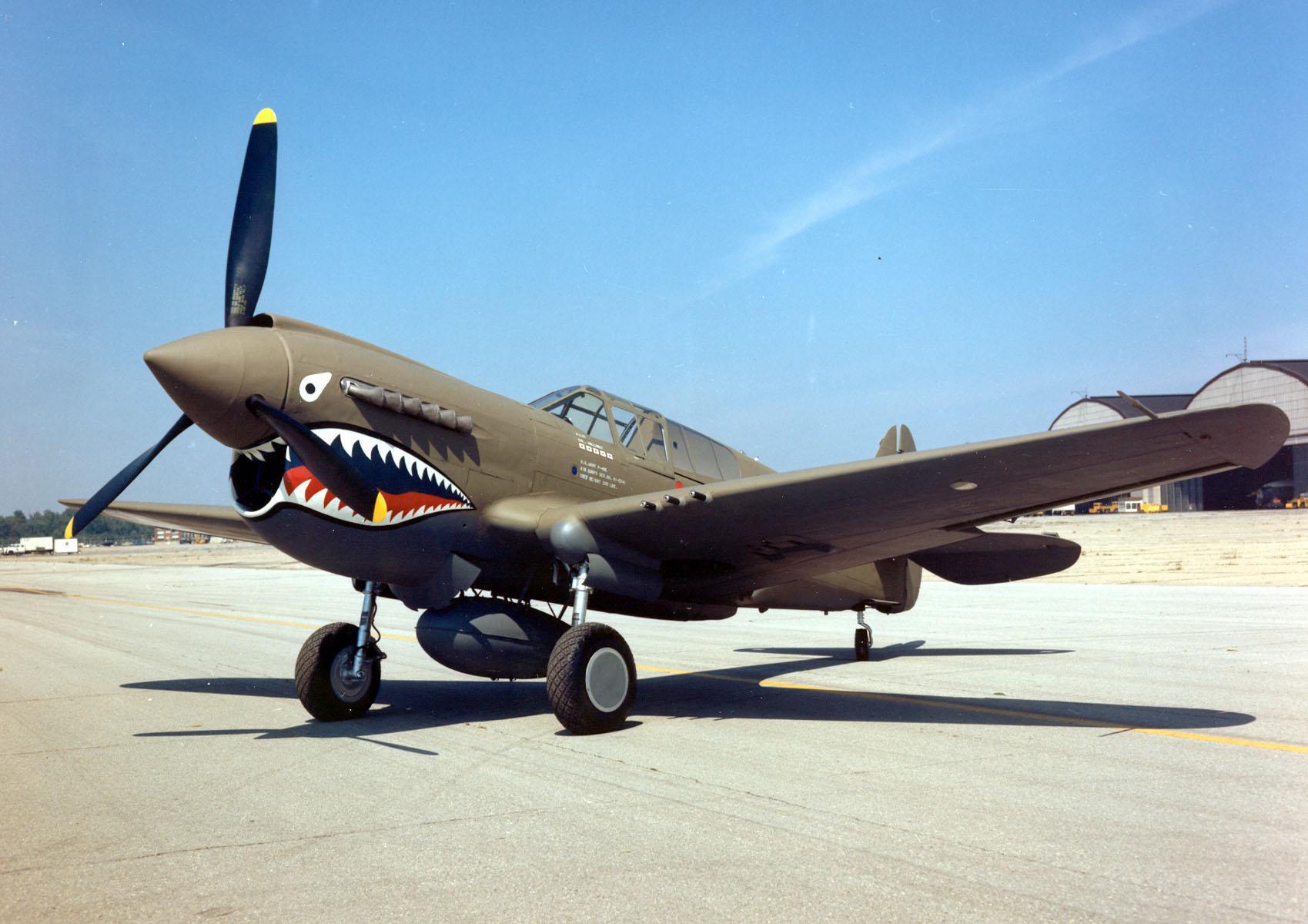 Curtiss P 40 Warhawk