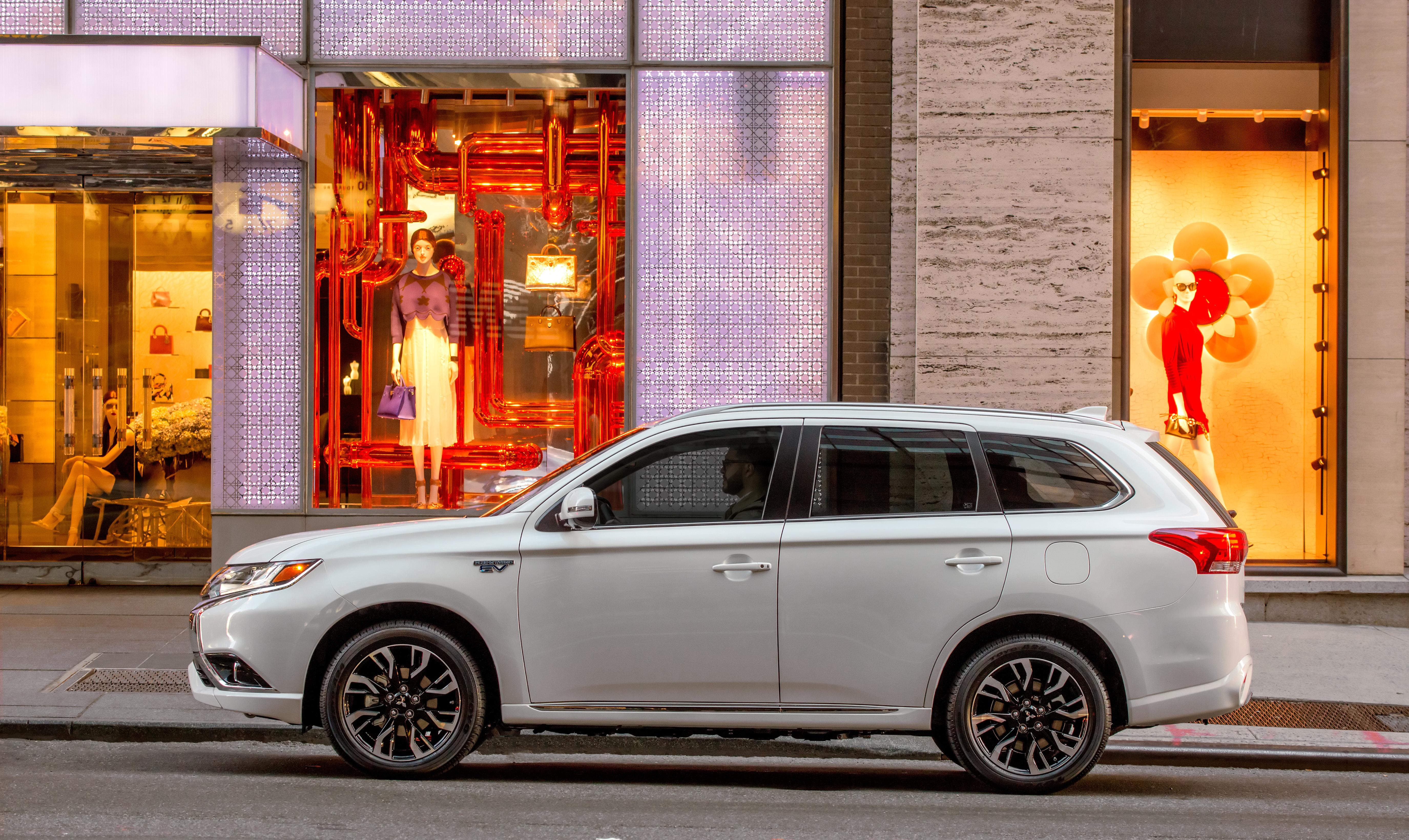 Hackers Exploit Loophole to Disable Alarm on Mitsubishi Outlander