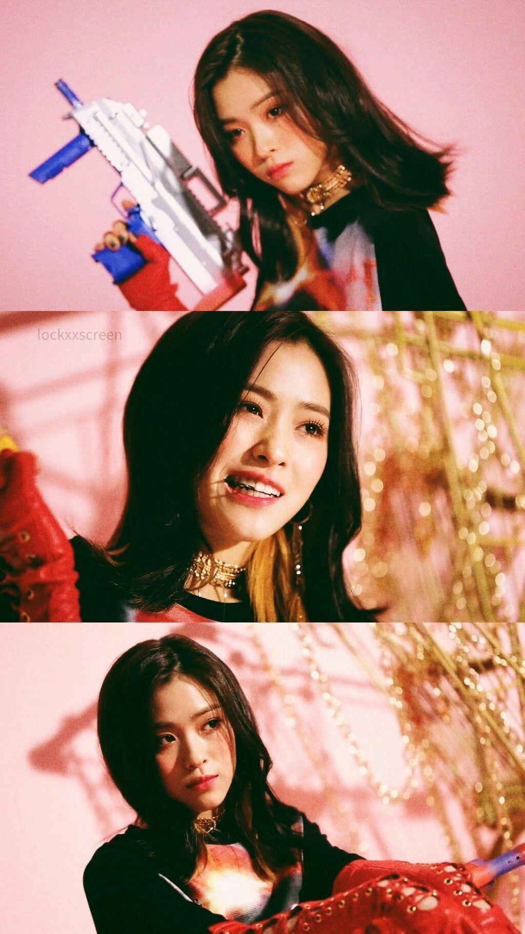 Ryujin Itzy Wallpaper. K Pop Wallpaper Lockscreen In 2019