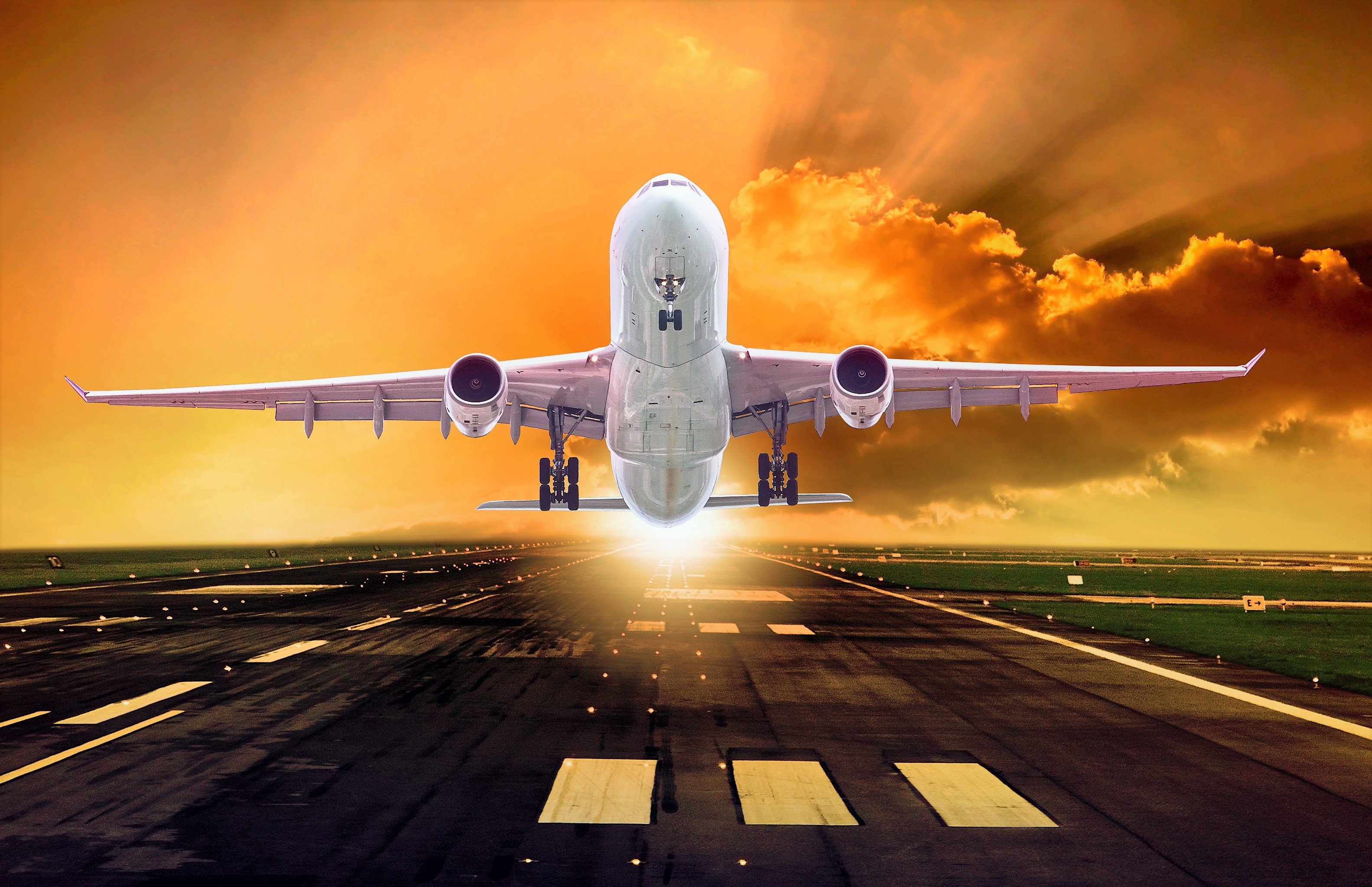 Plane Taking Off Wallpapers - Wallpaper Cave: Soar Into Stunning Visuals