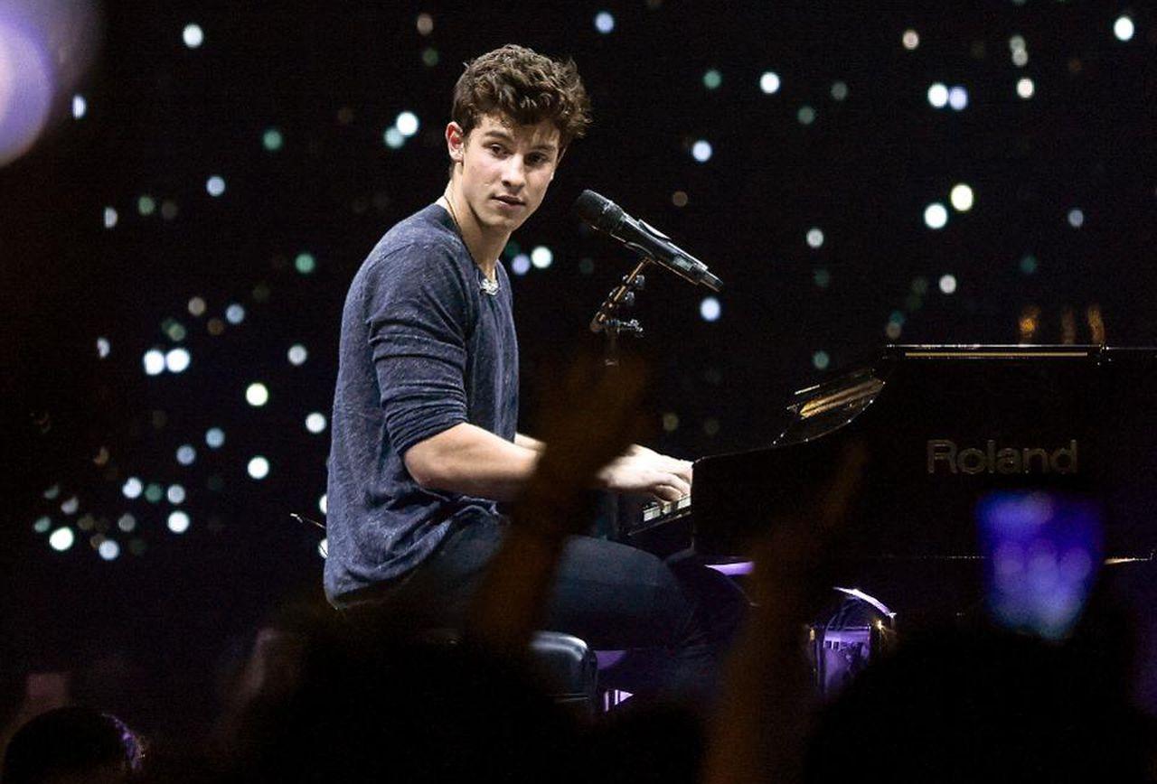 Shawn Mendes Is One Of The Youngest Artists Of All Time To Chart Two