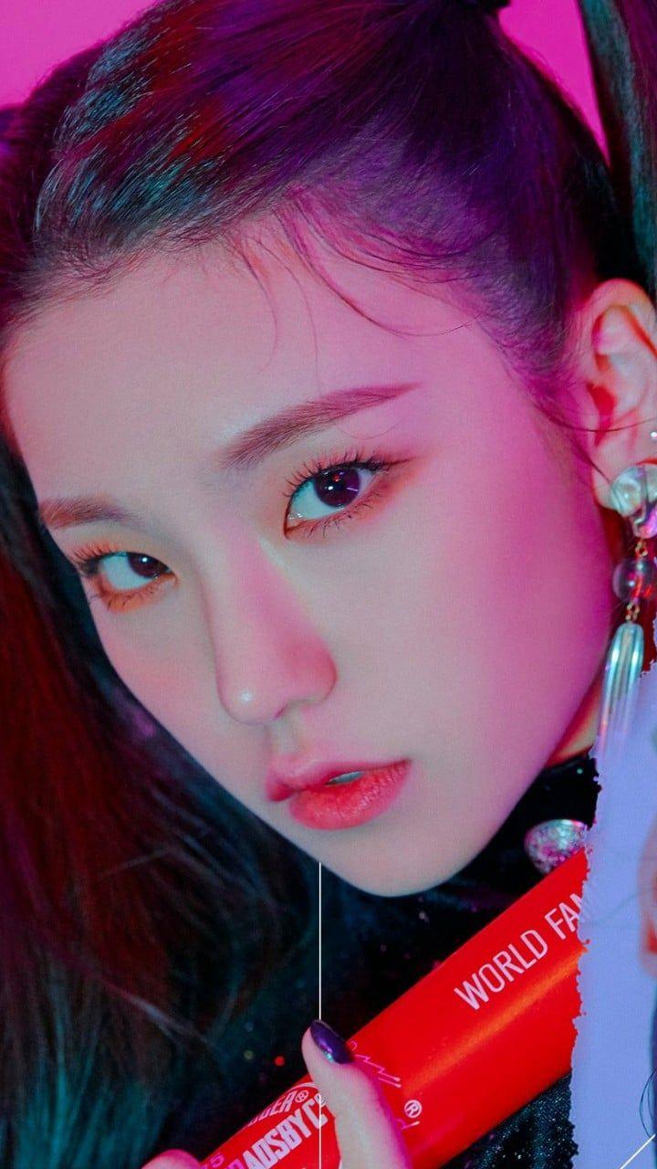 Itzy Yeji Wallpapers Wallpaper Cave