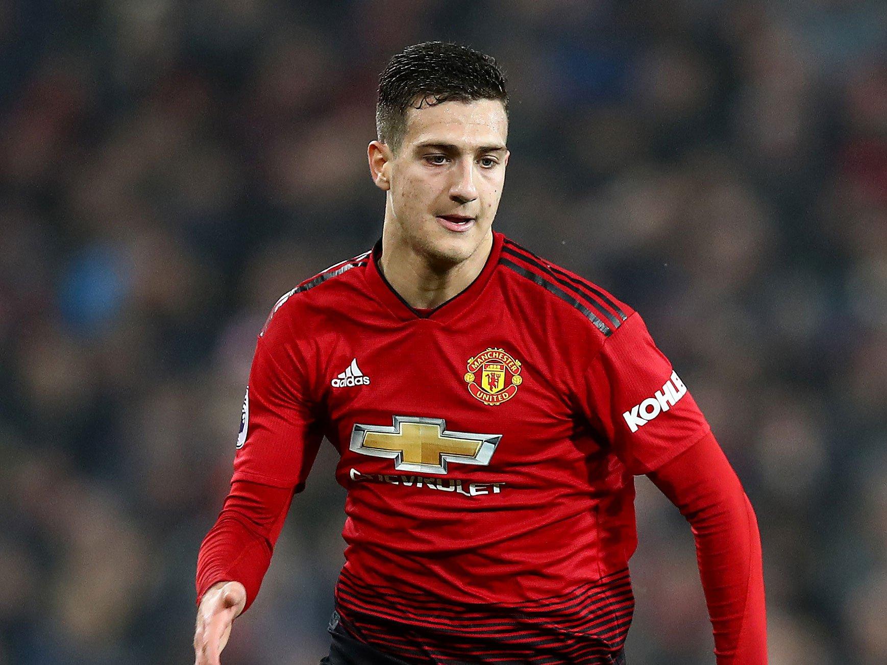Diogo Dalot: Manchester United 'go to sleep thinking about the top