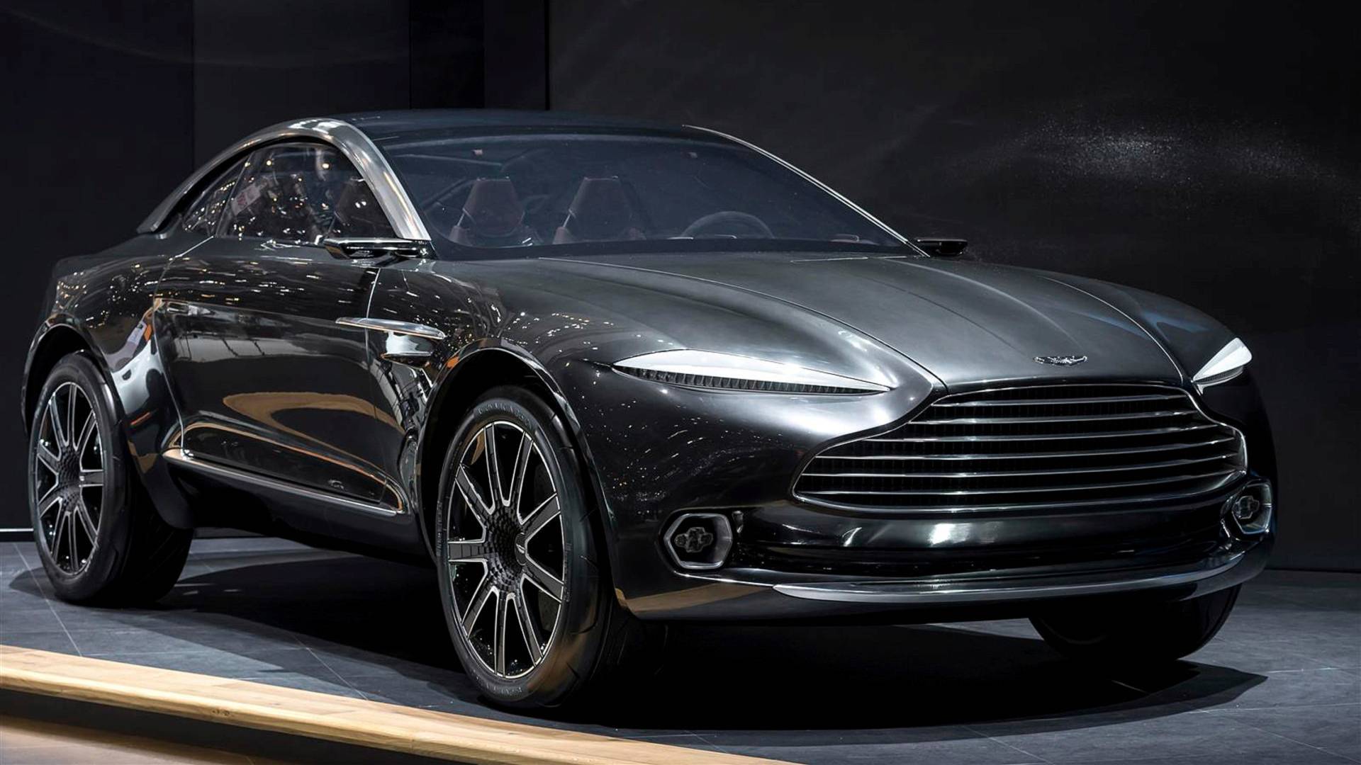 Aston Martin DBX SUV Production Confirmed For 2019