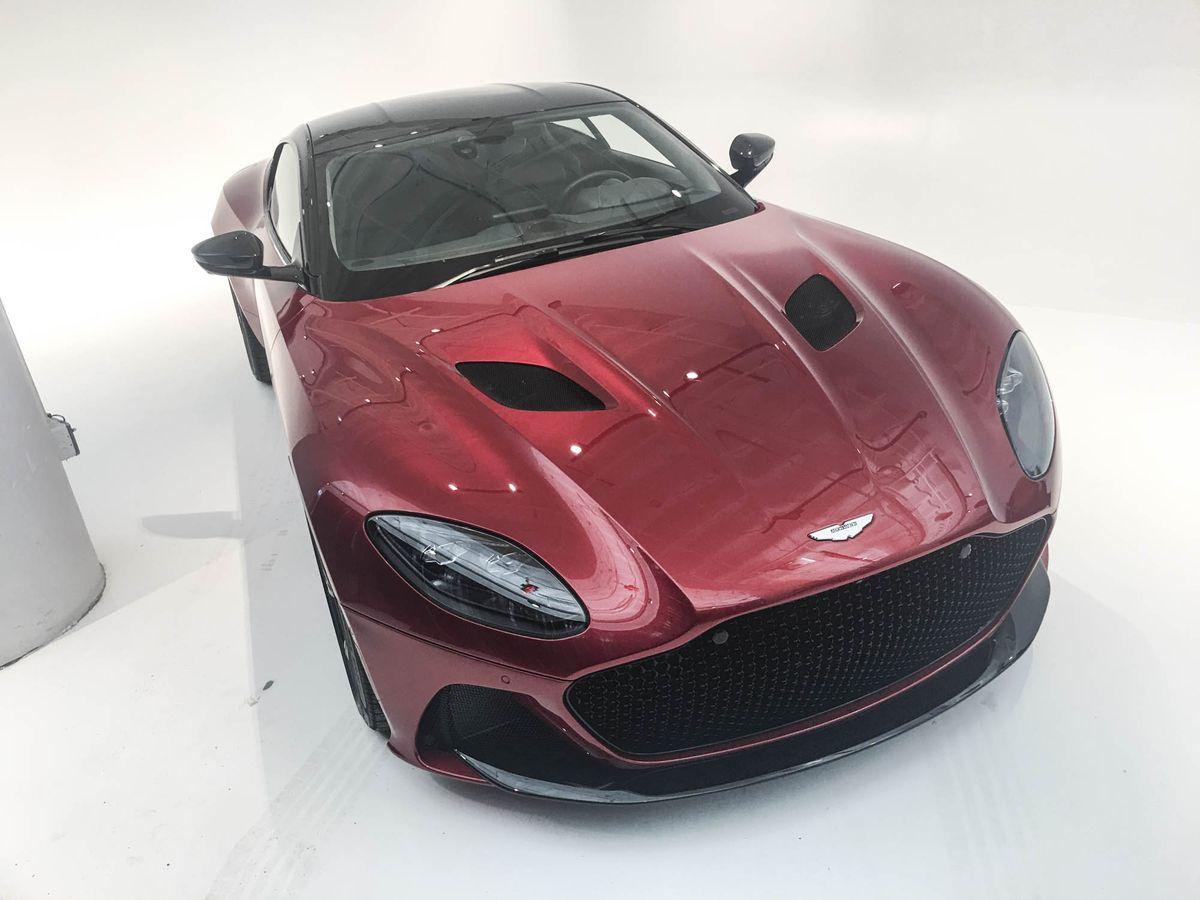 Aston Martin Debuts An All New $000 DBS Superleggera Coupe