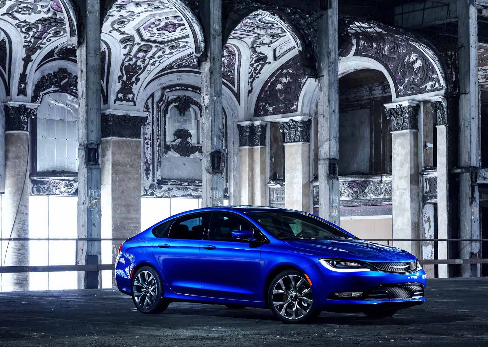 Chrysler 200 Wallpaper