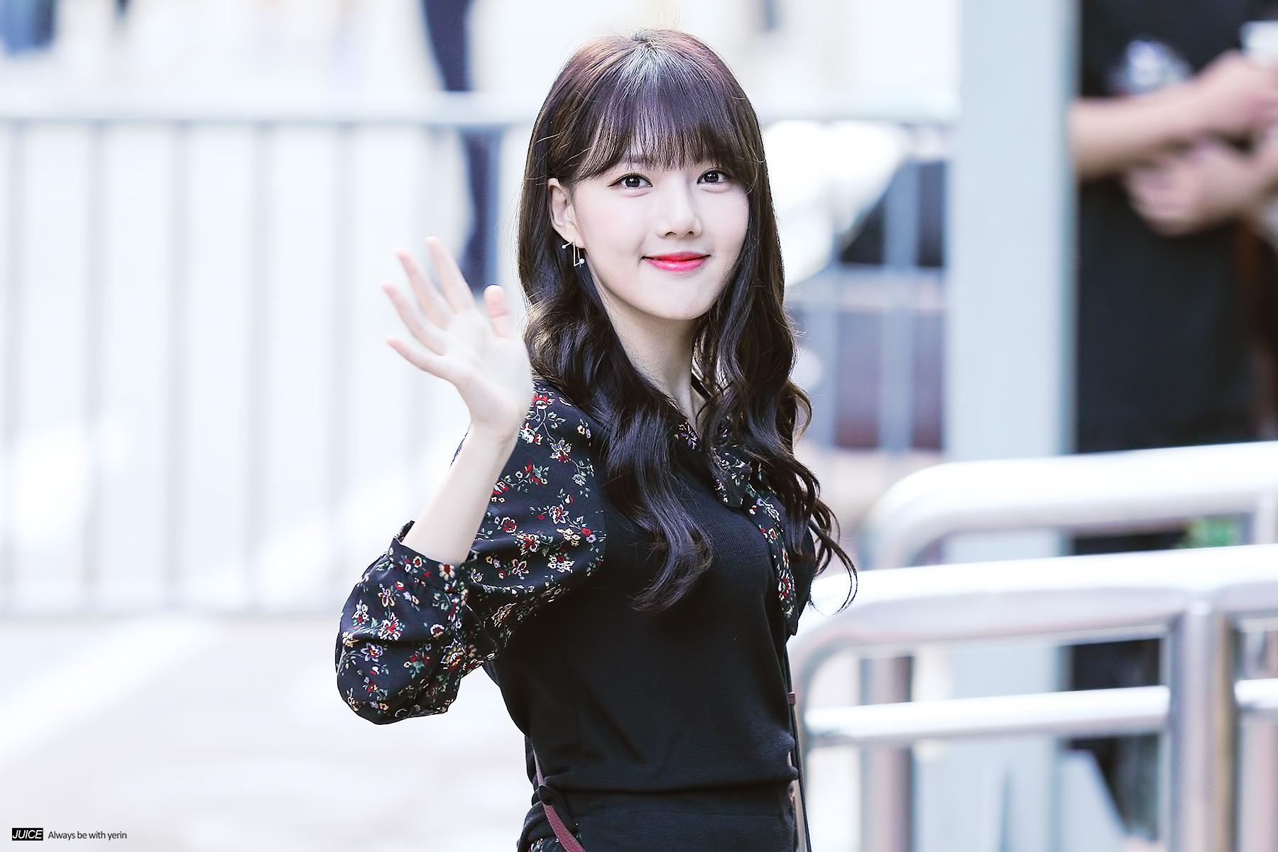 Just a pretty Yerin