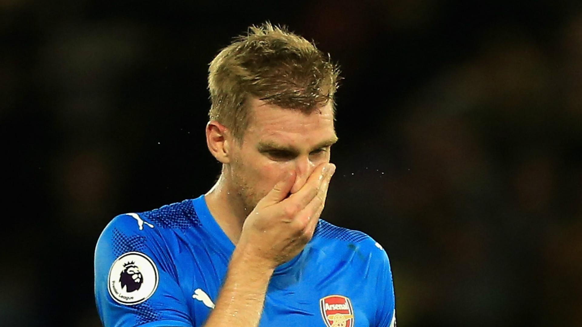 Mertesacker slammed for 'disrespecting' Arsenal. Sporting News